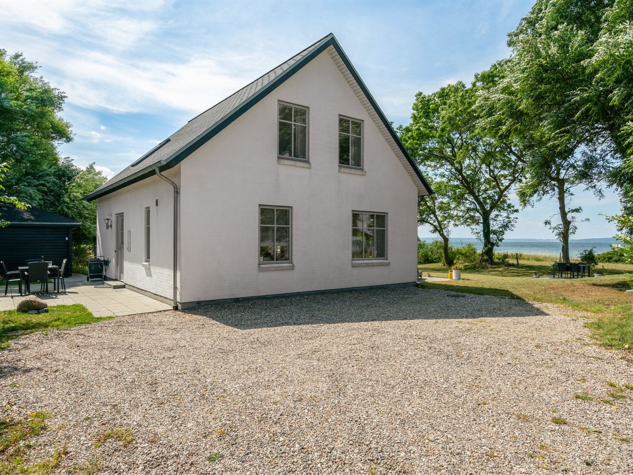"Jeppe" - 50m to the fjord - Buiten