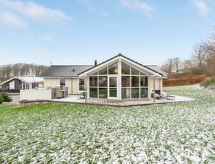 Strandvilla Cara: Ruim vakantiehuis voor 12 personen op 200 meter van de zee in Aabenraa - thumbnail 6