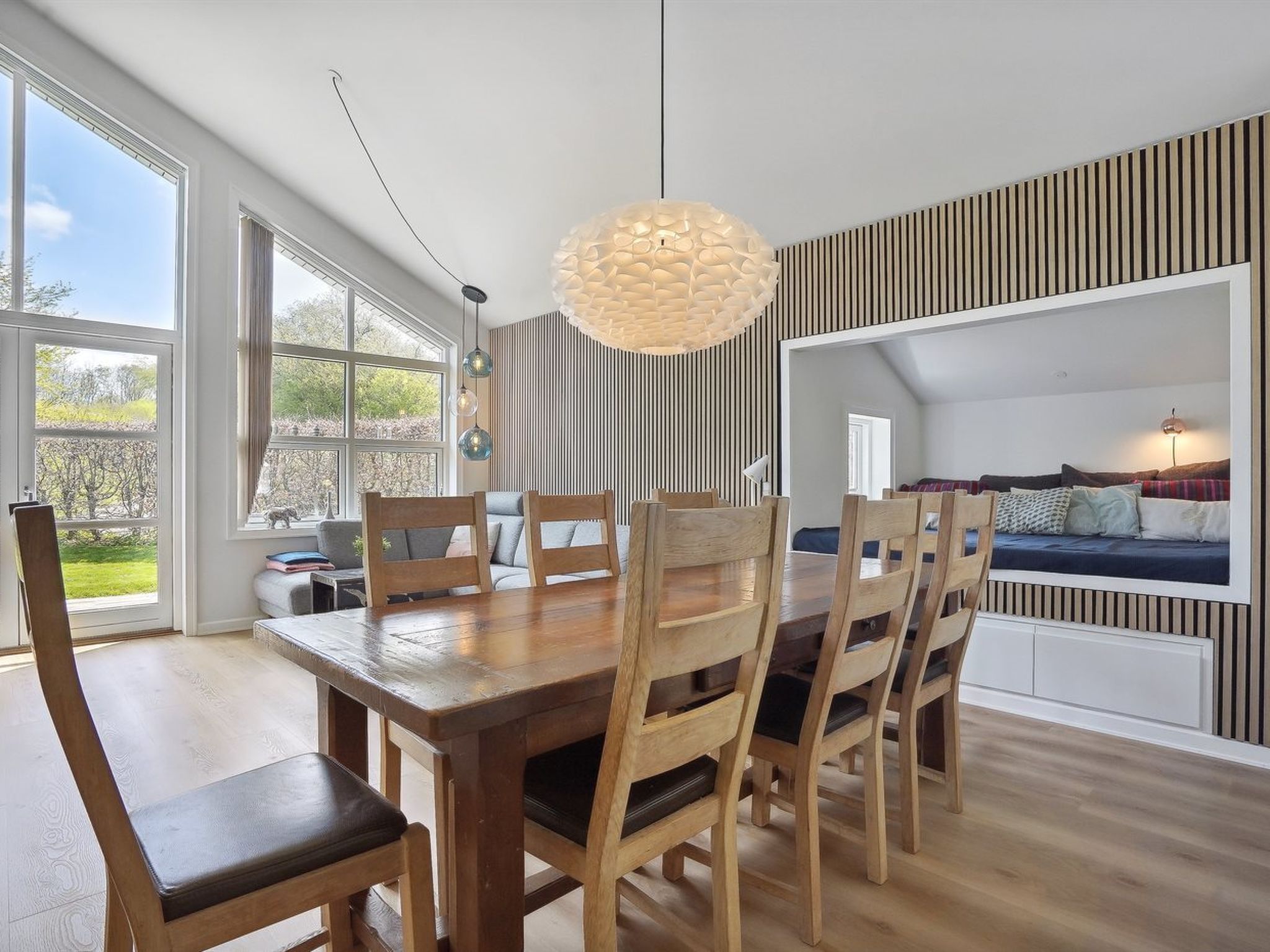 "Holmwith" - 200m from the sea - Binnen