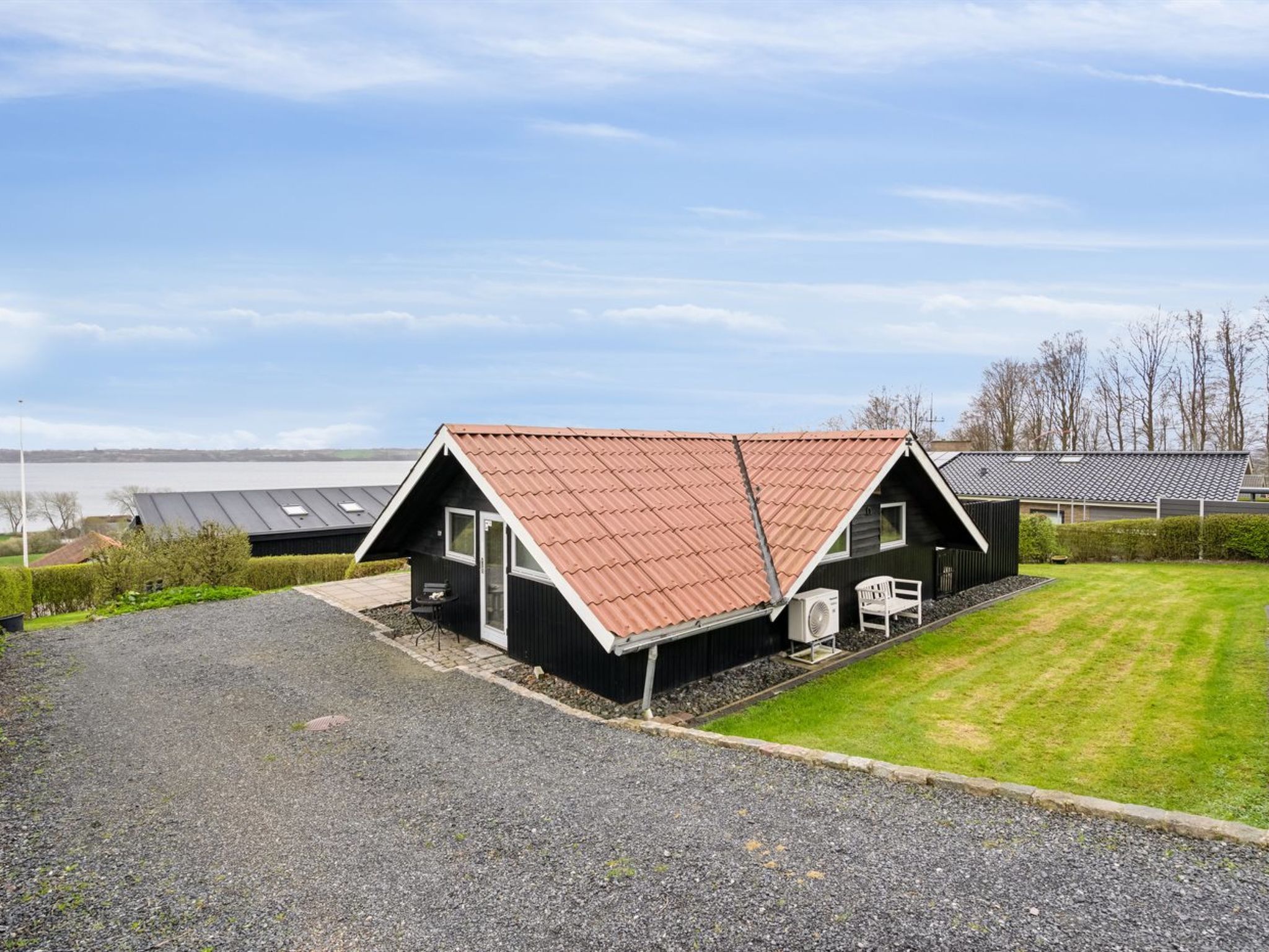 "Anu" - 400m from the sea-Buiten