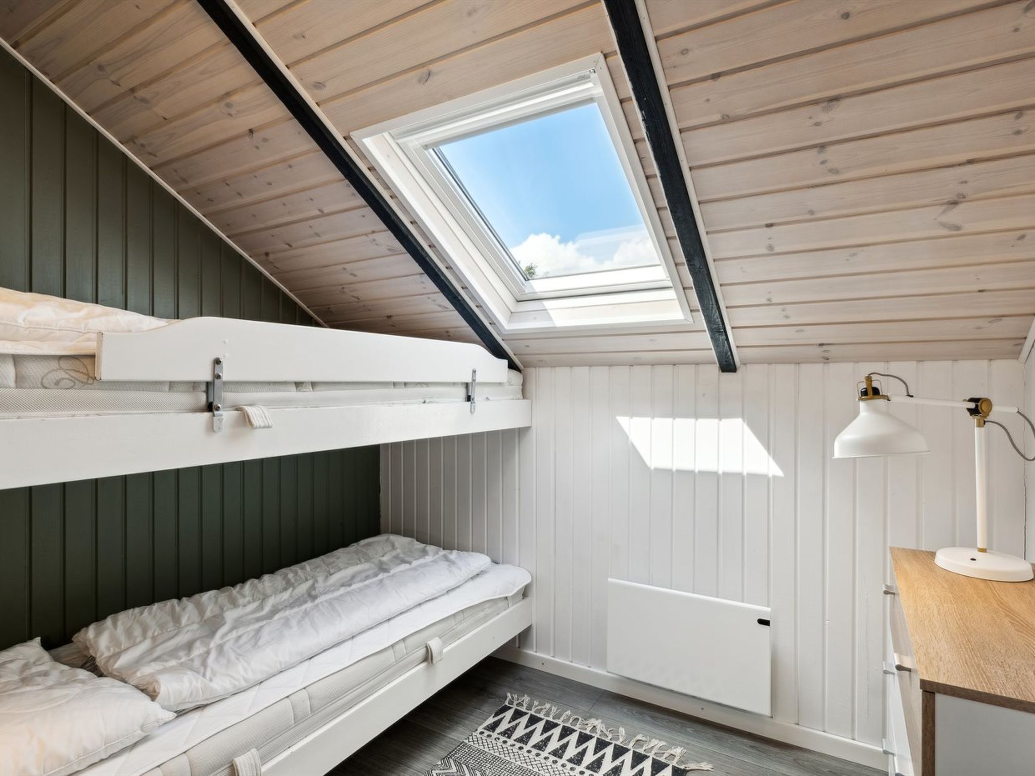 "Erke" - 800m from the sea-Drinnen