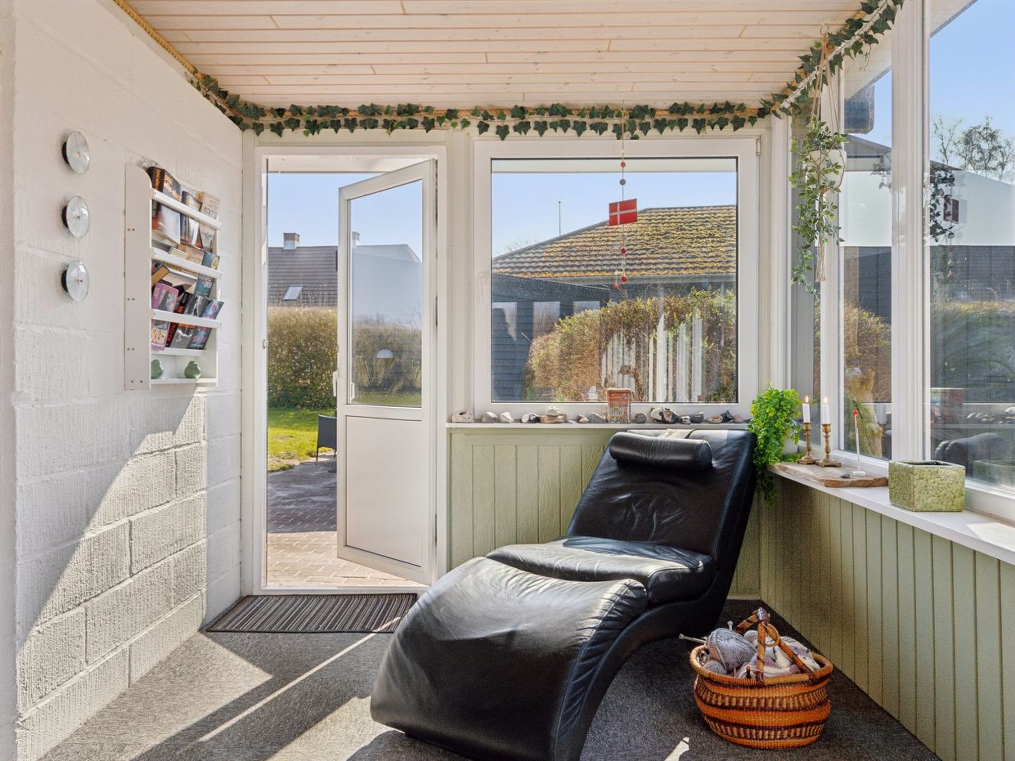 "Vemund" - 500m from the sea-Drinnen