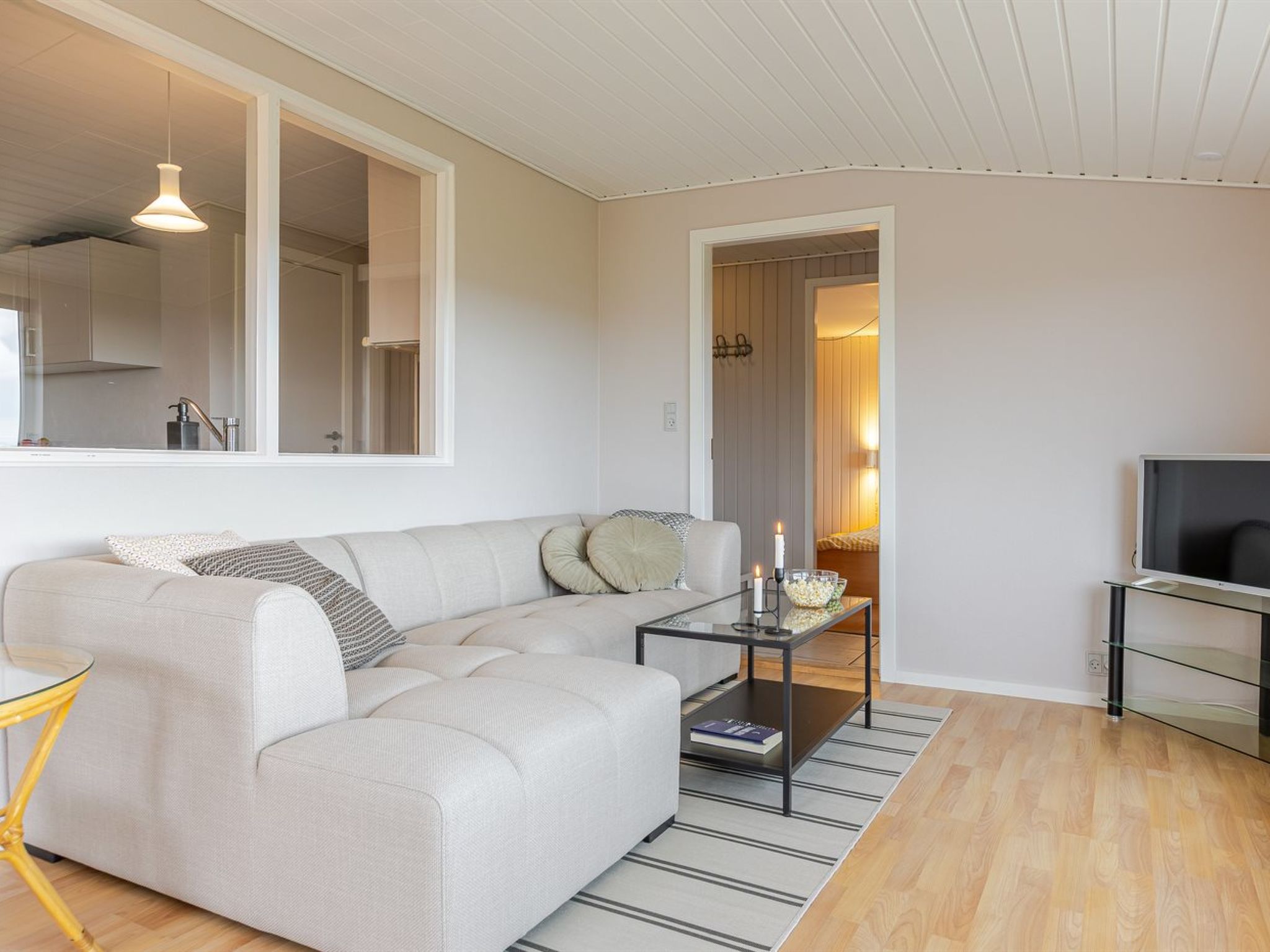 "Gyda" - 350m from the sea - Binnen