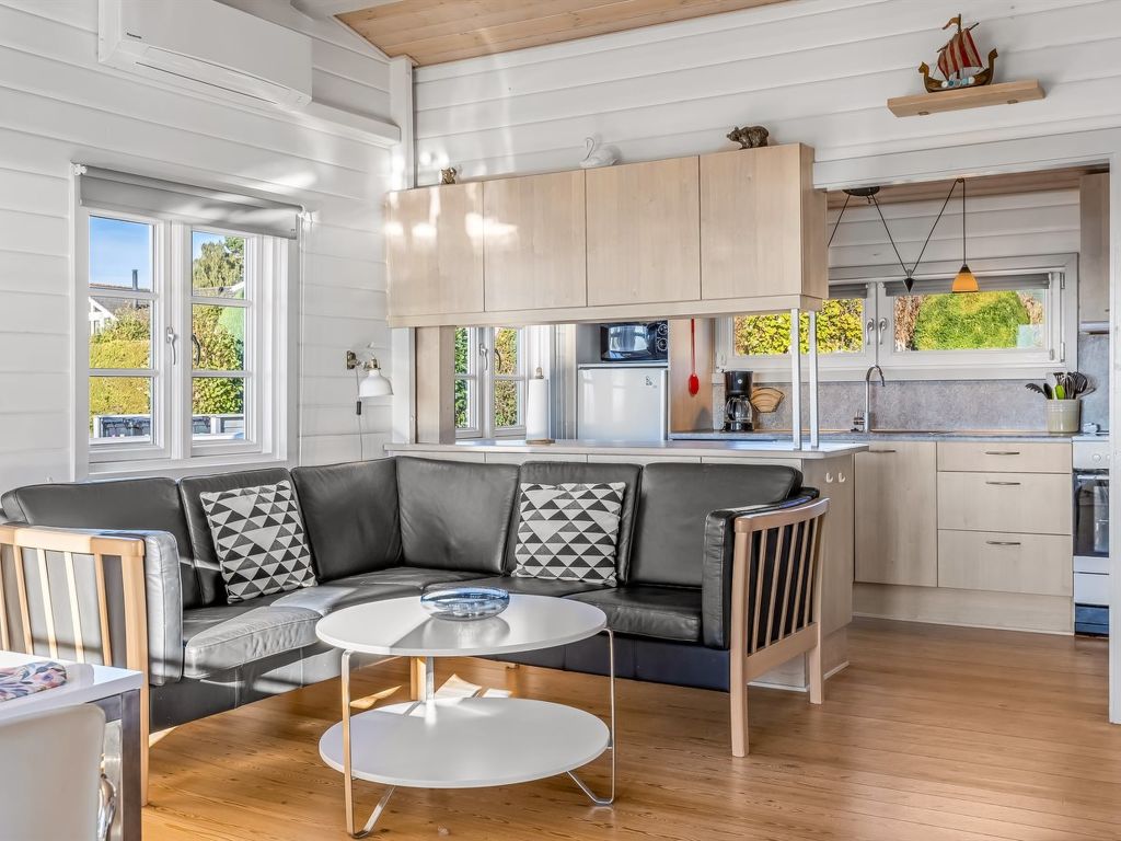 'Valea' - 600m from the sea