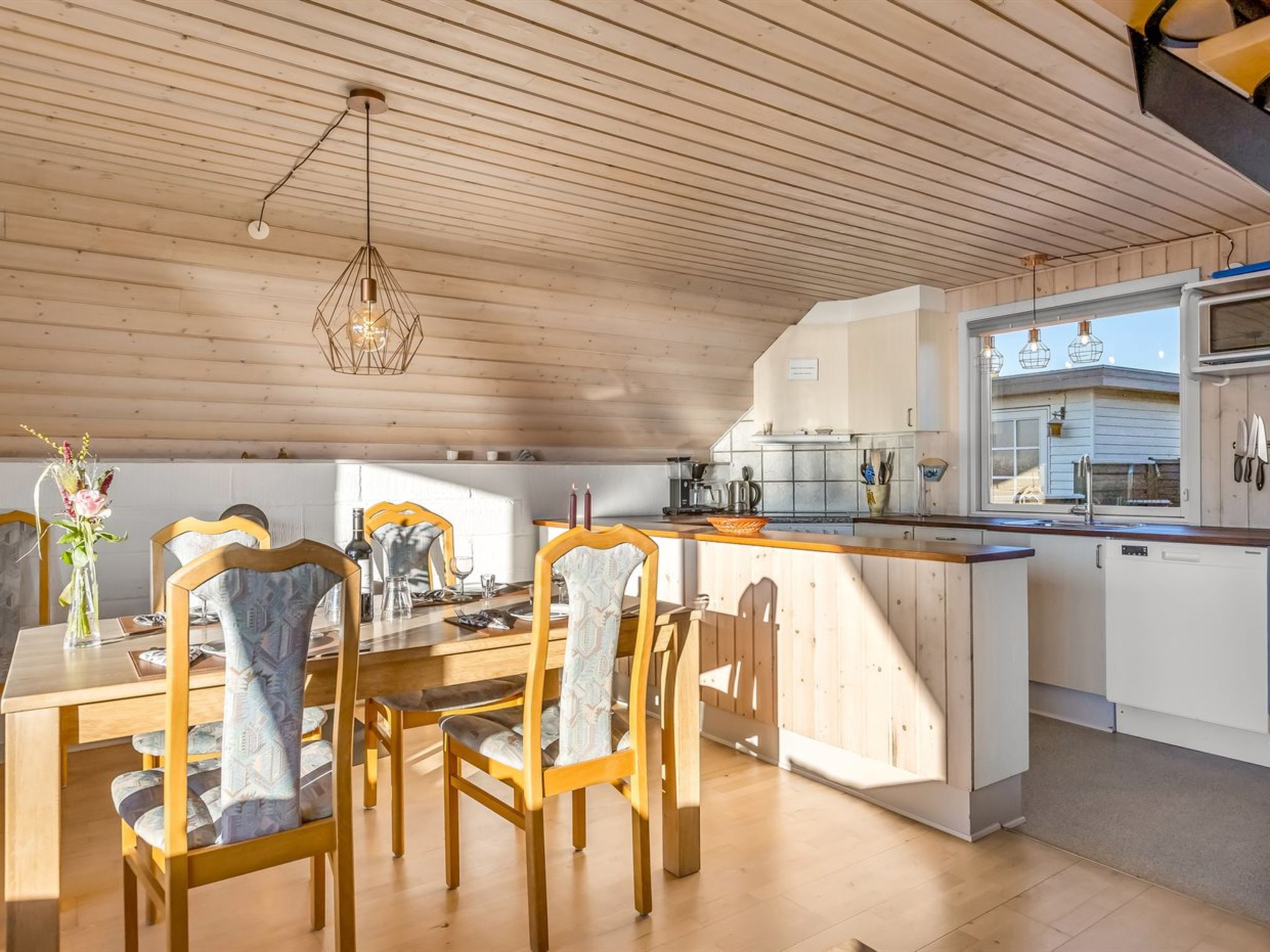 "Elisabete" - 600m from the sea-Inside