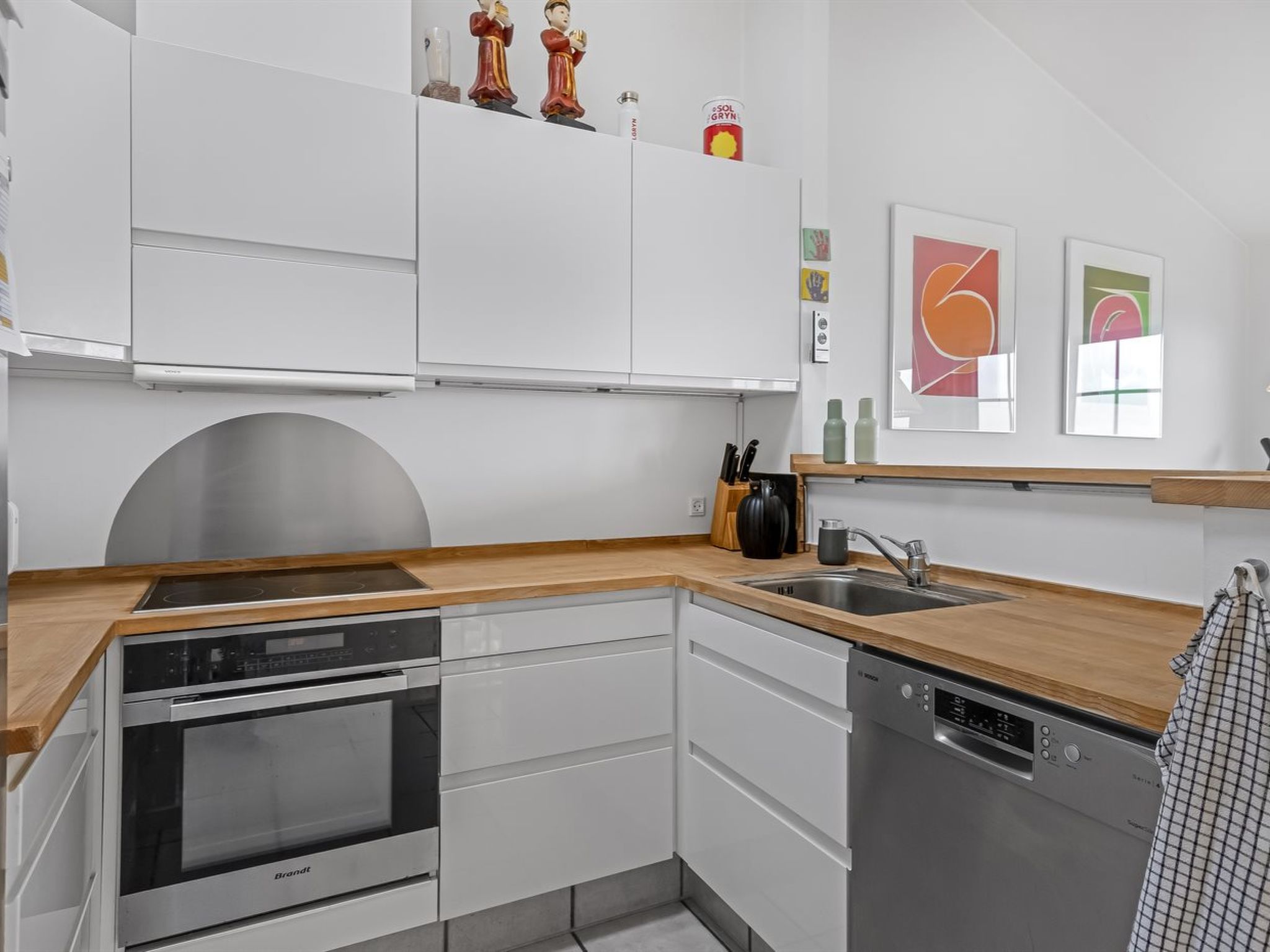 "Albine" - 500m from the sea-Inside