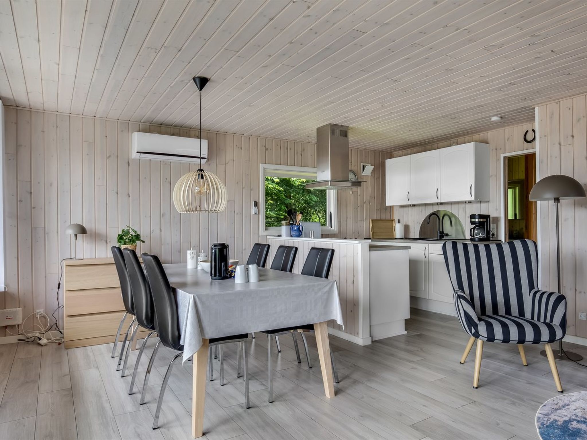 "Jovana" - 500m from the sea - Inside