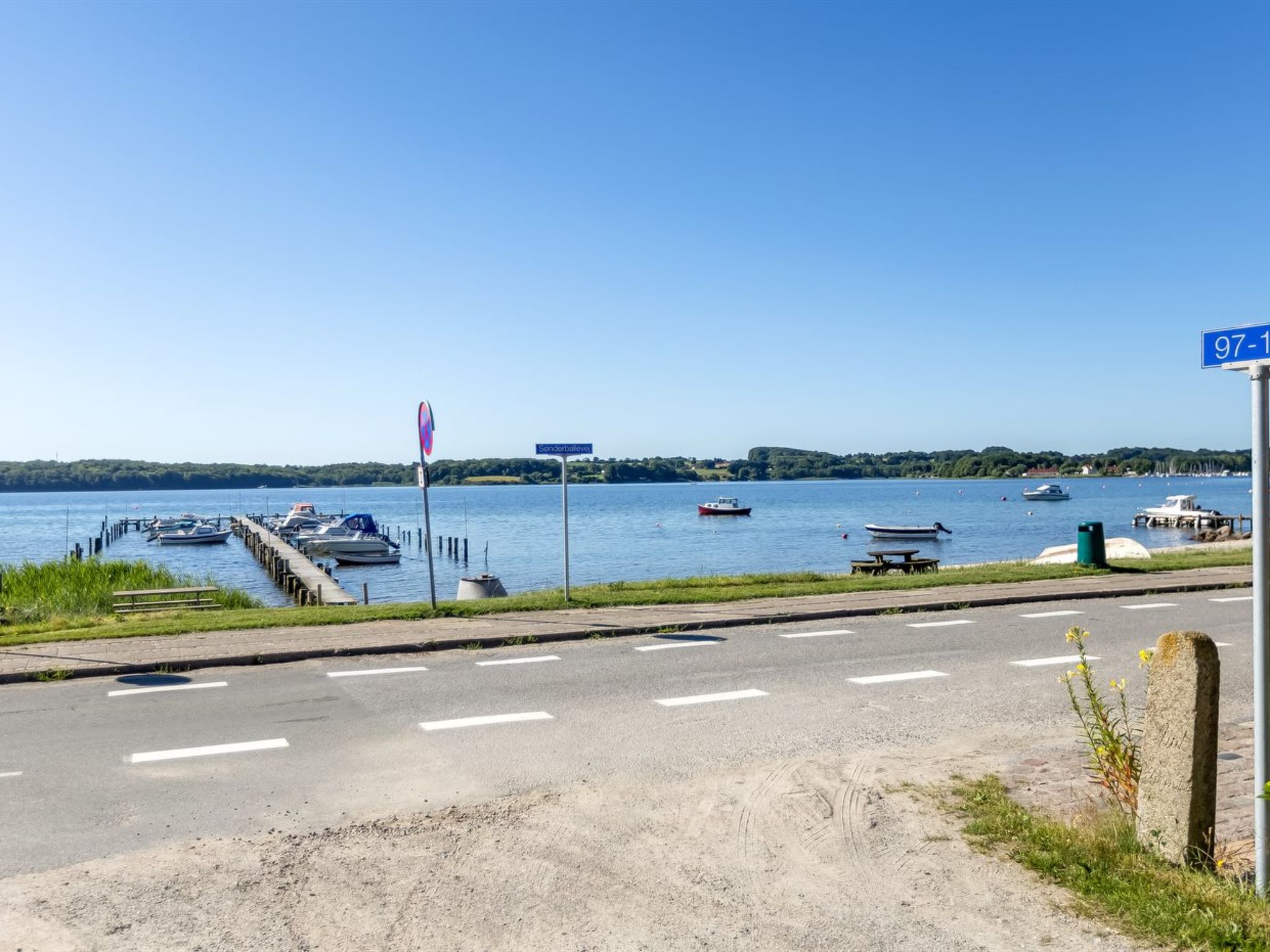 "Star" - 100m from the sea - Buiten
