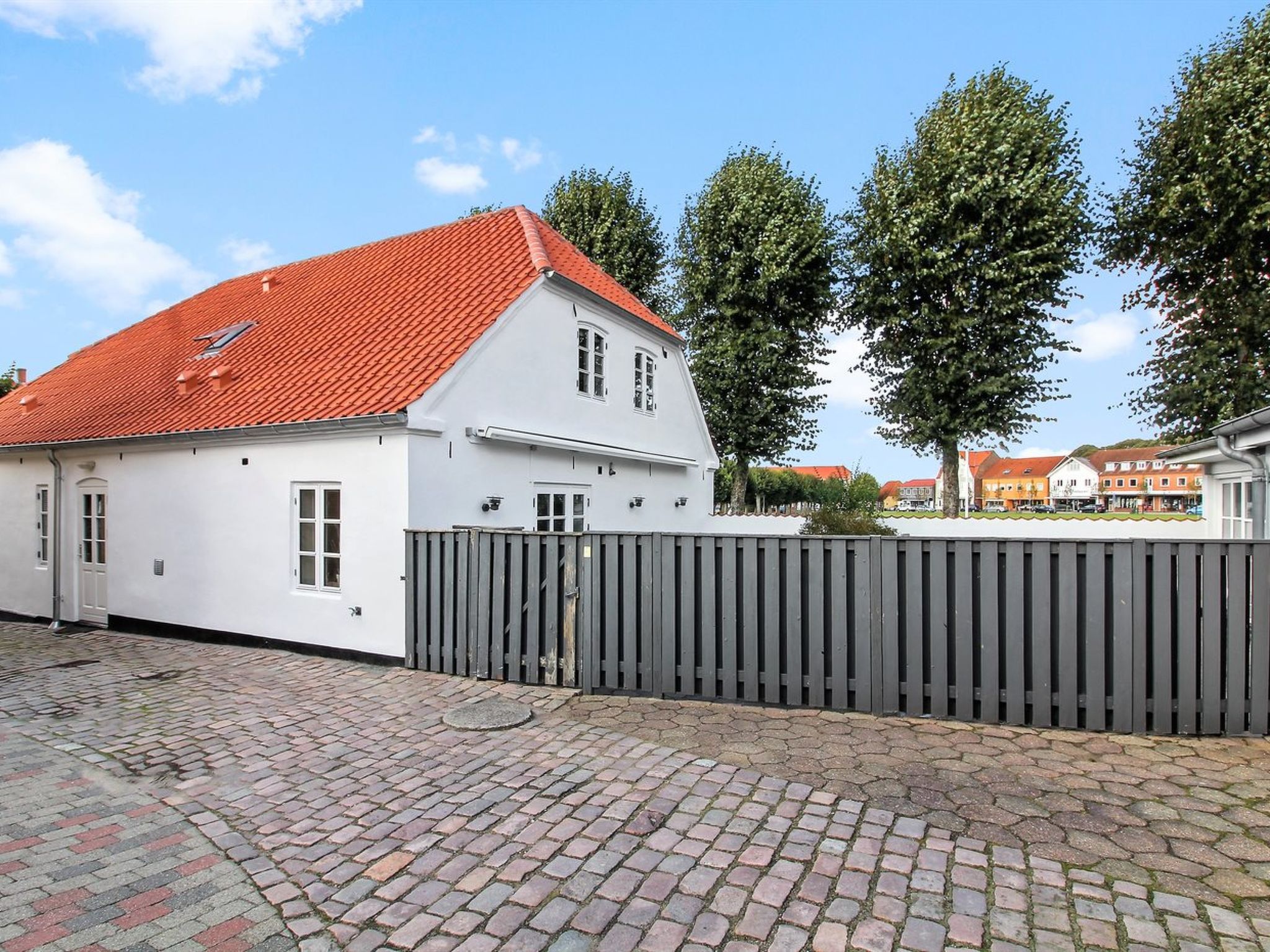 "Reeta" - 32km from the sea - Outside