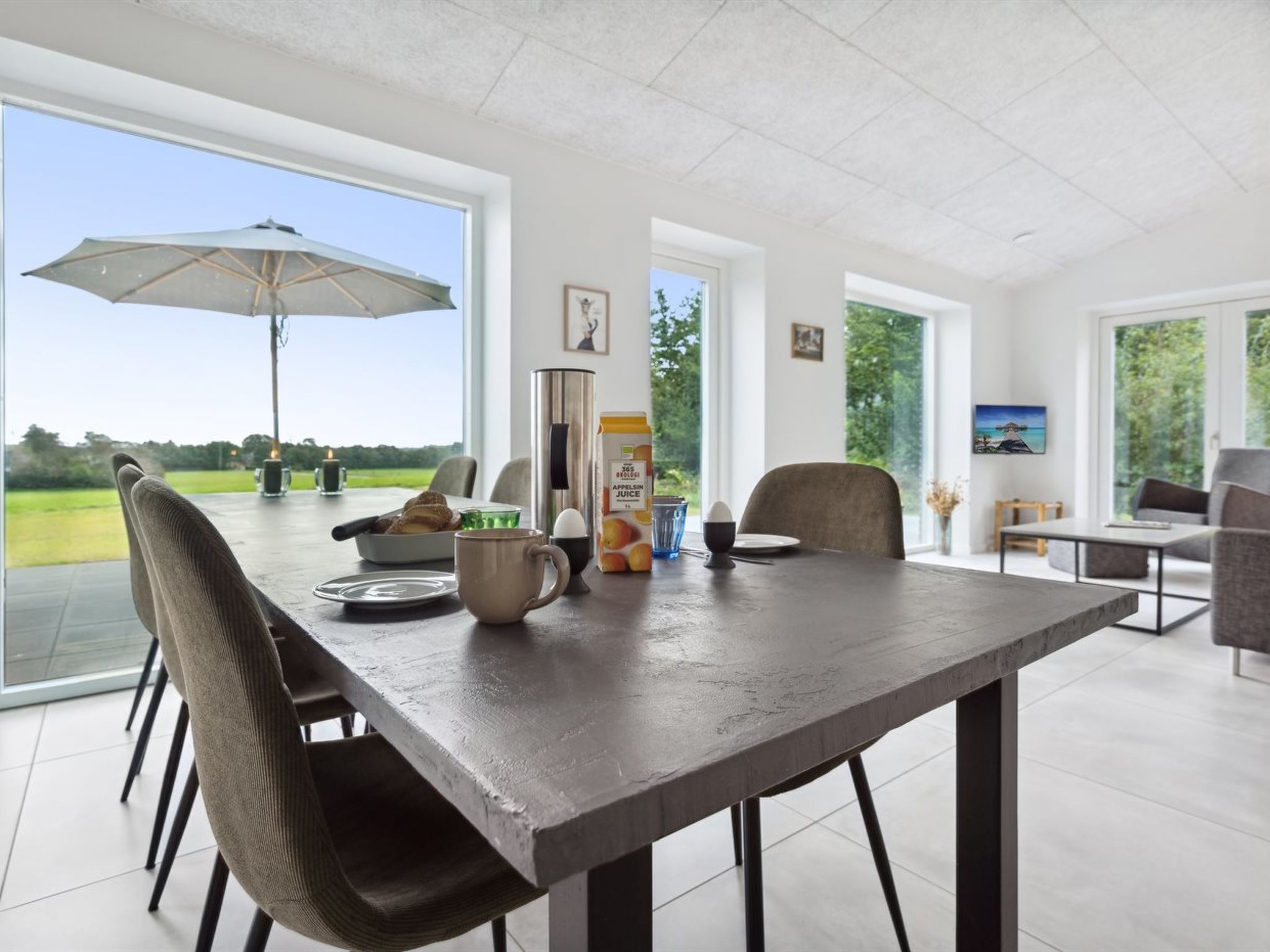 "Landuin" - 30km from the sea-Binnen