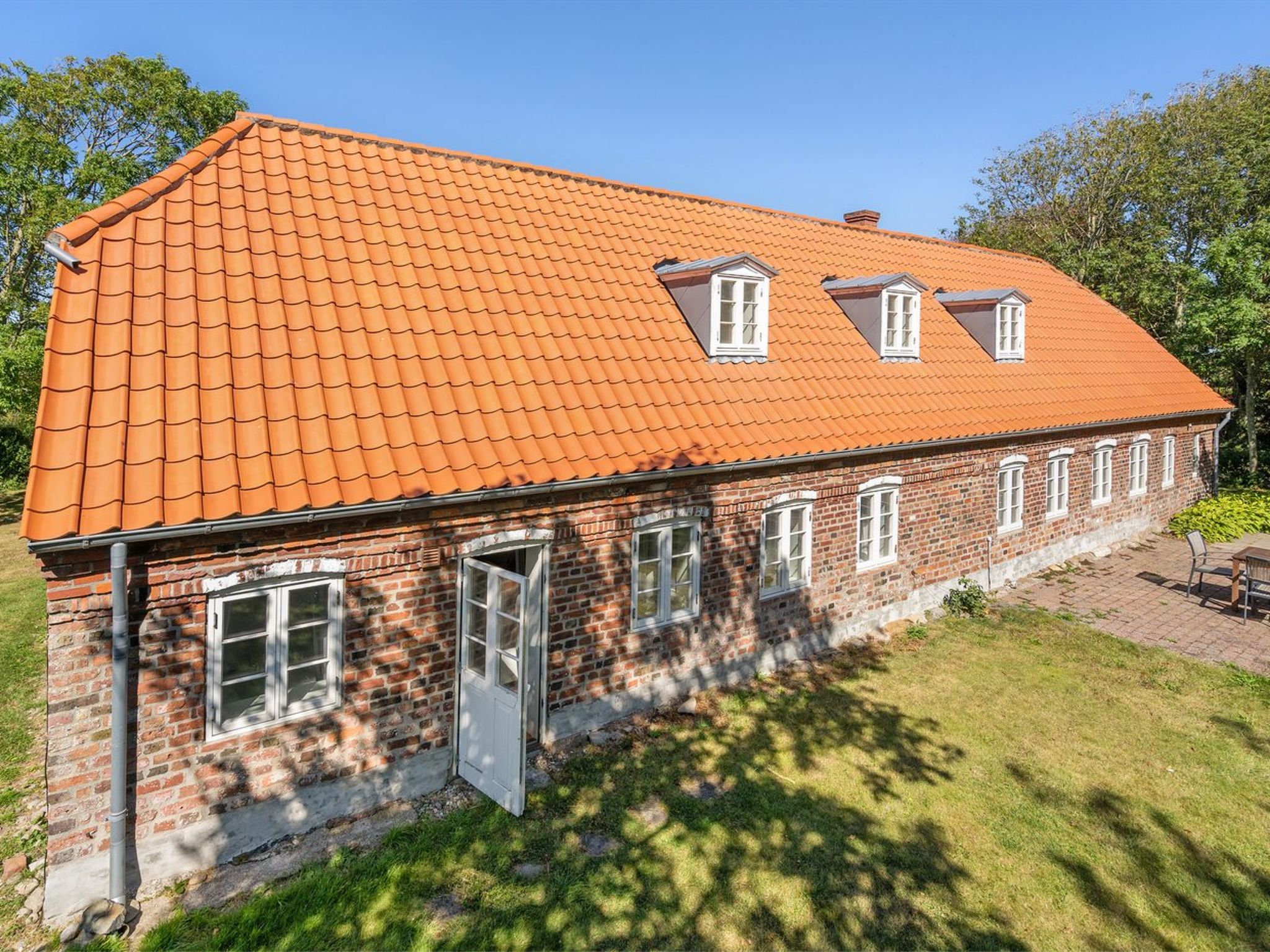 "Myra" - 18km from the sea - Buiten