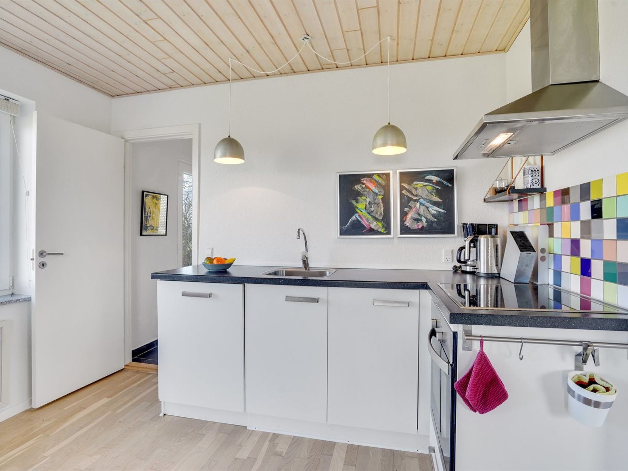 "Ewelina" - 15km from the sea - Binnen