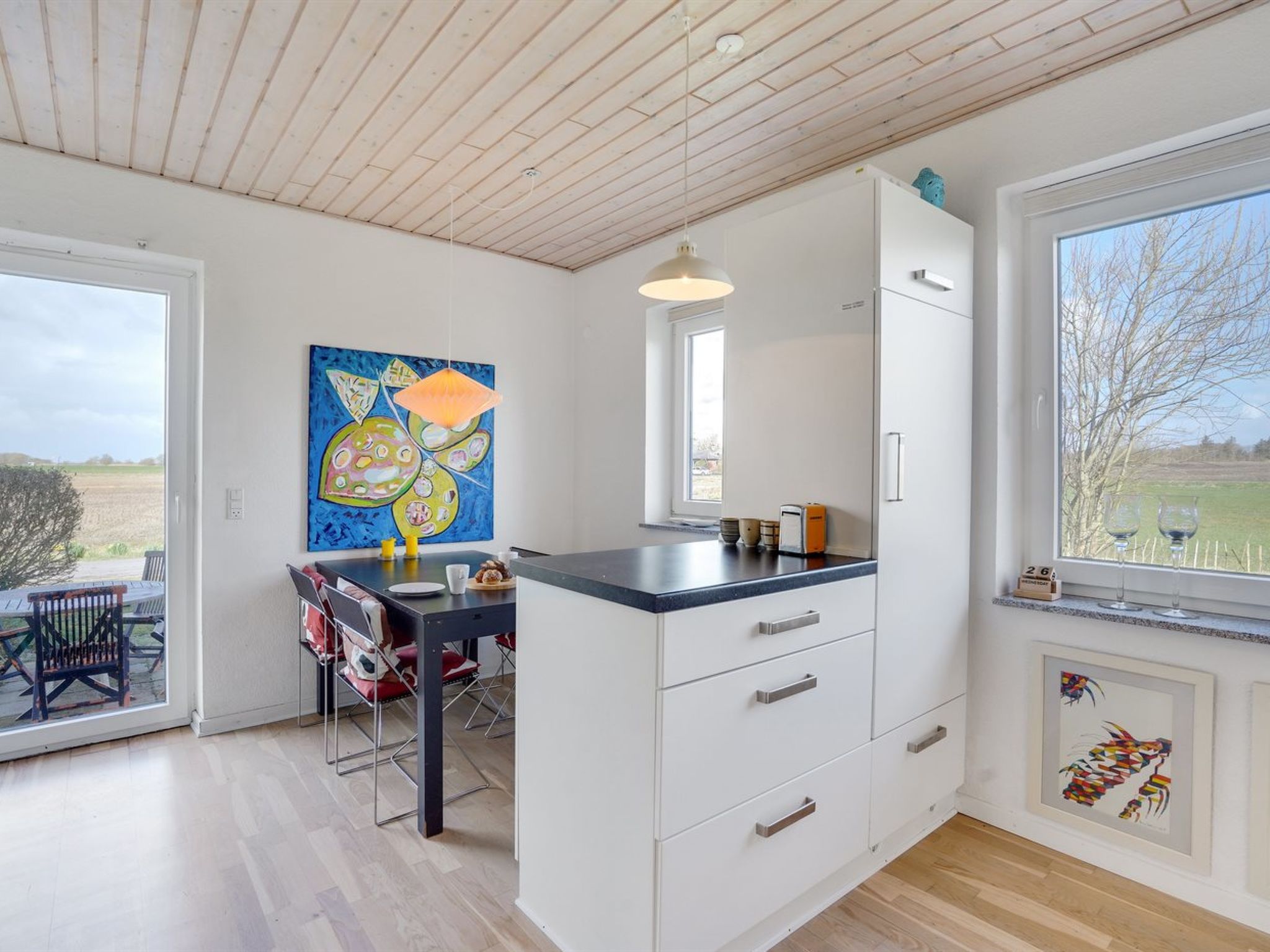 "Ewelina" - 15km from the sea - Binnen