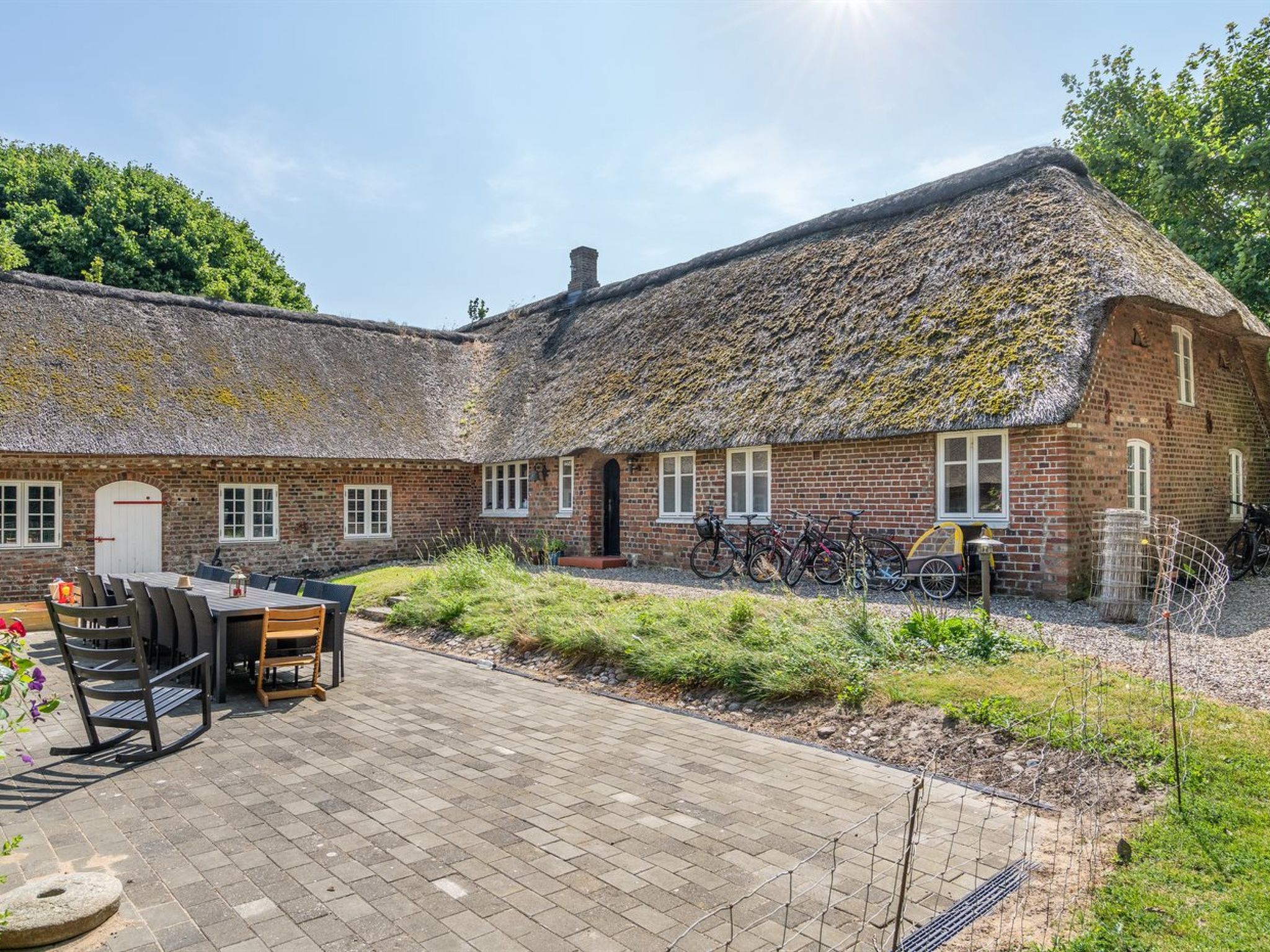 "Arik" - 700m from the sea - Buiten