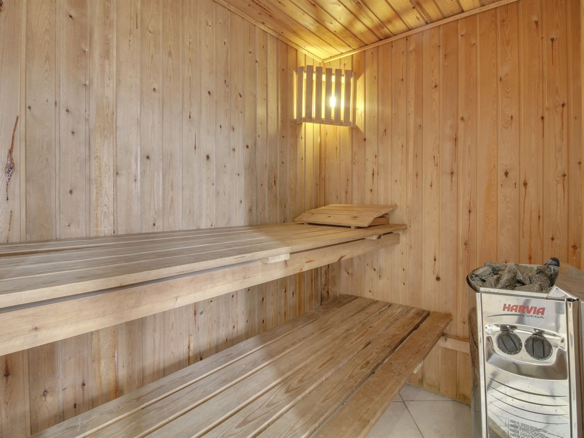 "Juuso" - 20km from the sea - Inside