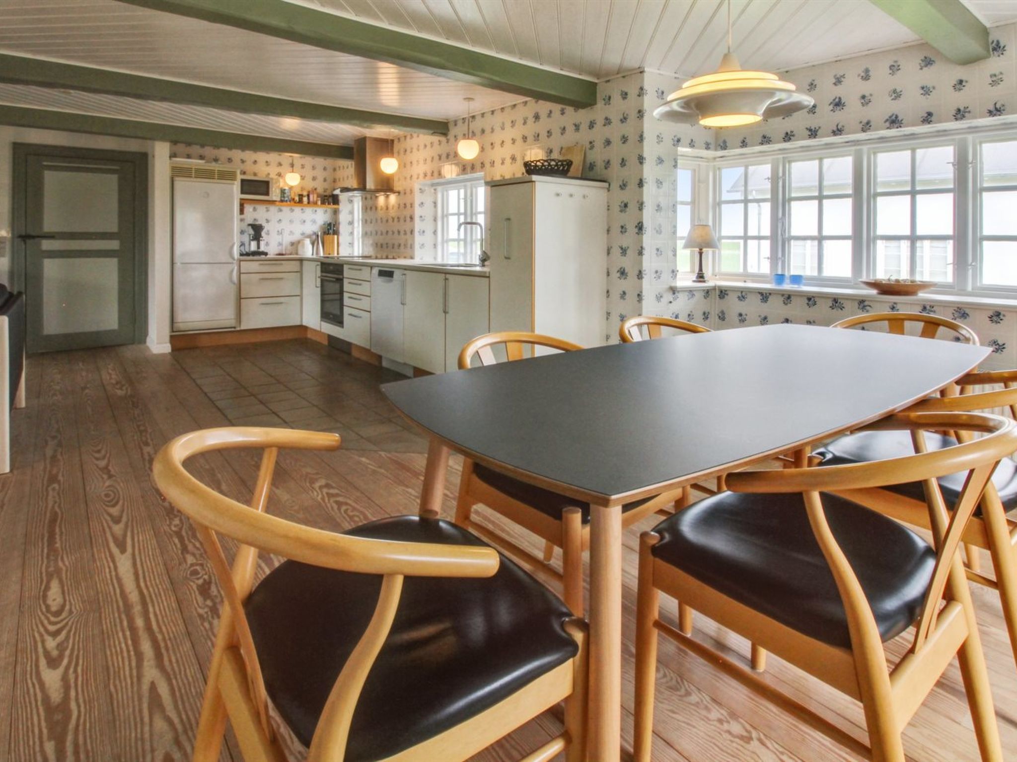 "Ingulf" - 18km from the sea - Drinnen
