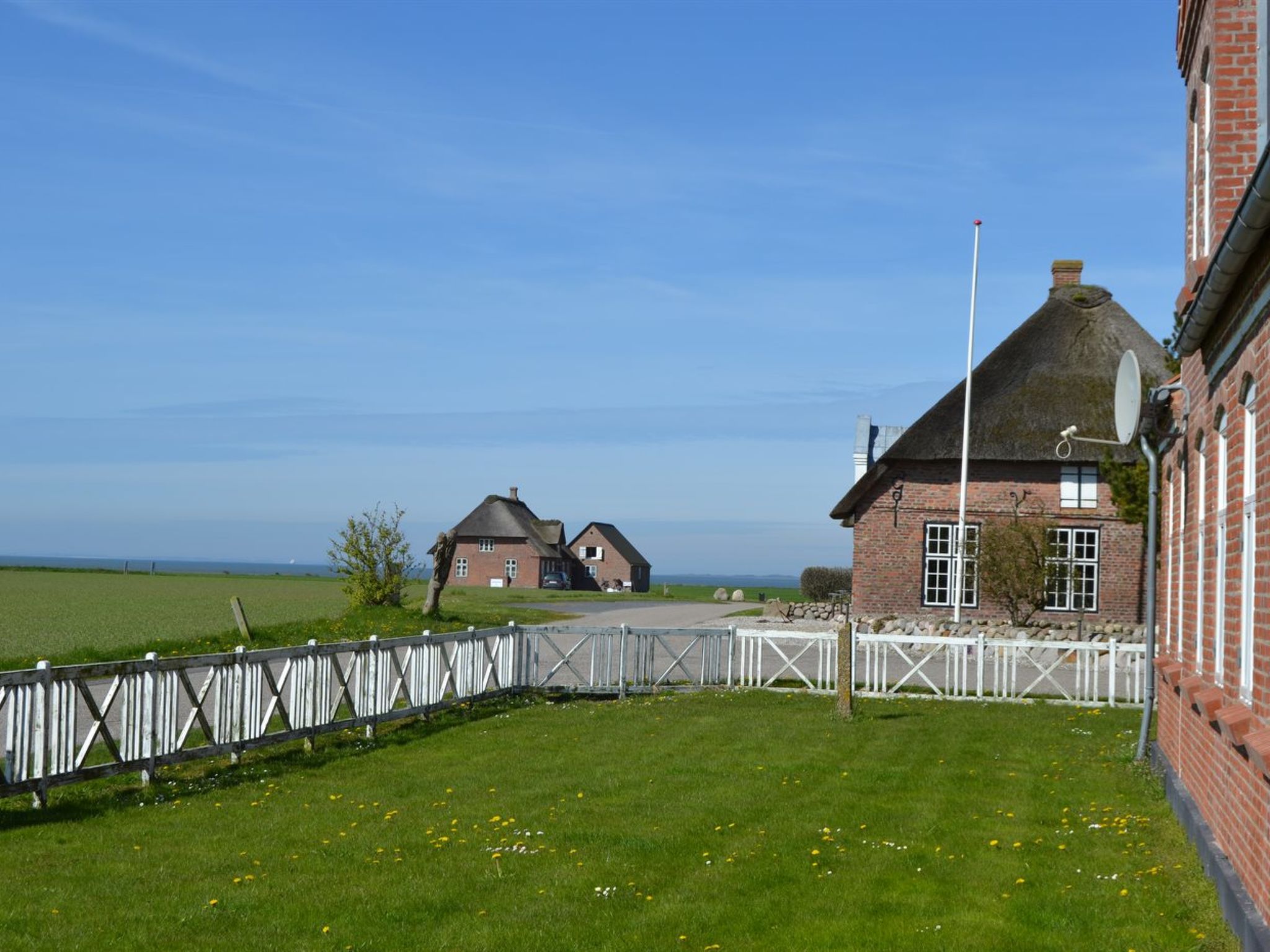 "Adine" - 13km from the sea-Buiten