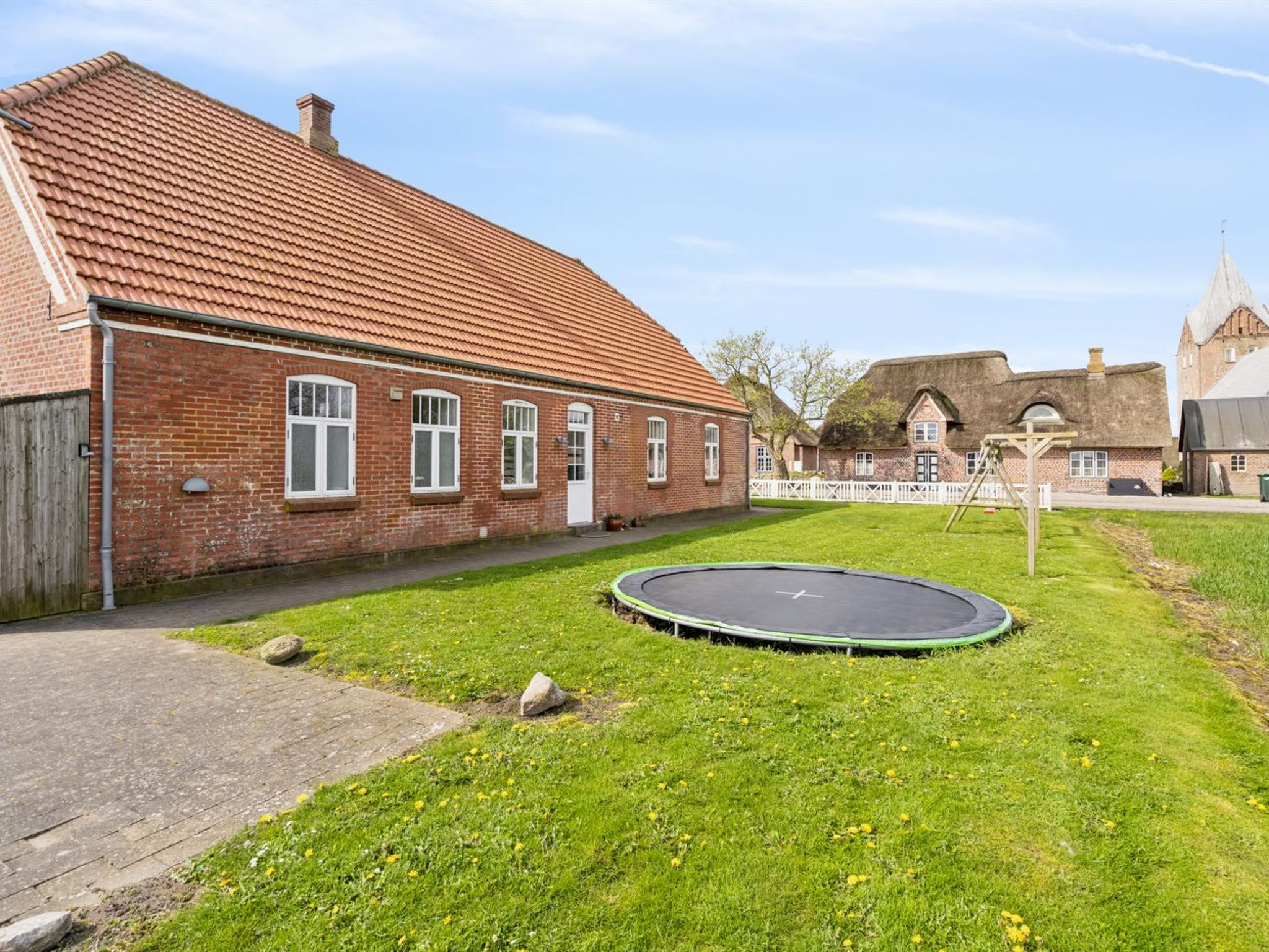 "Adine" - 13km from the sea - Buiten