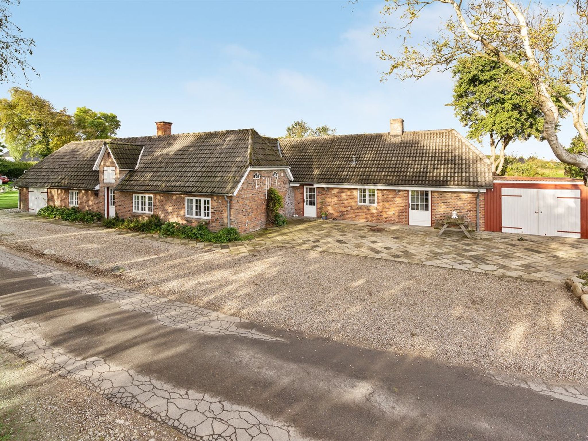 "Hedda" - 15km from the sea - Buiten