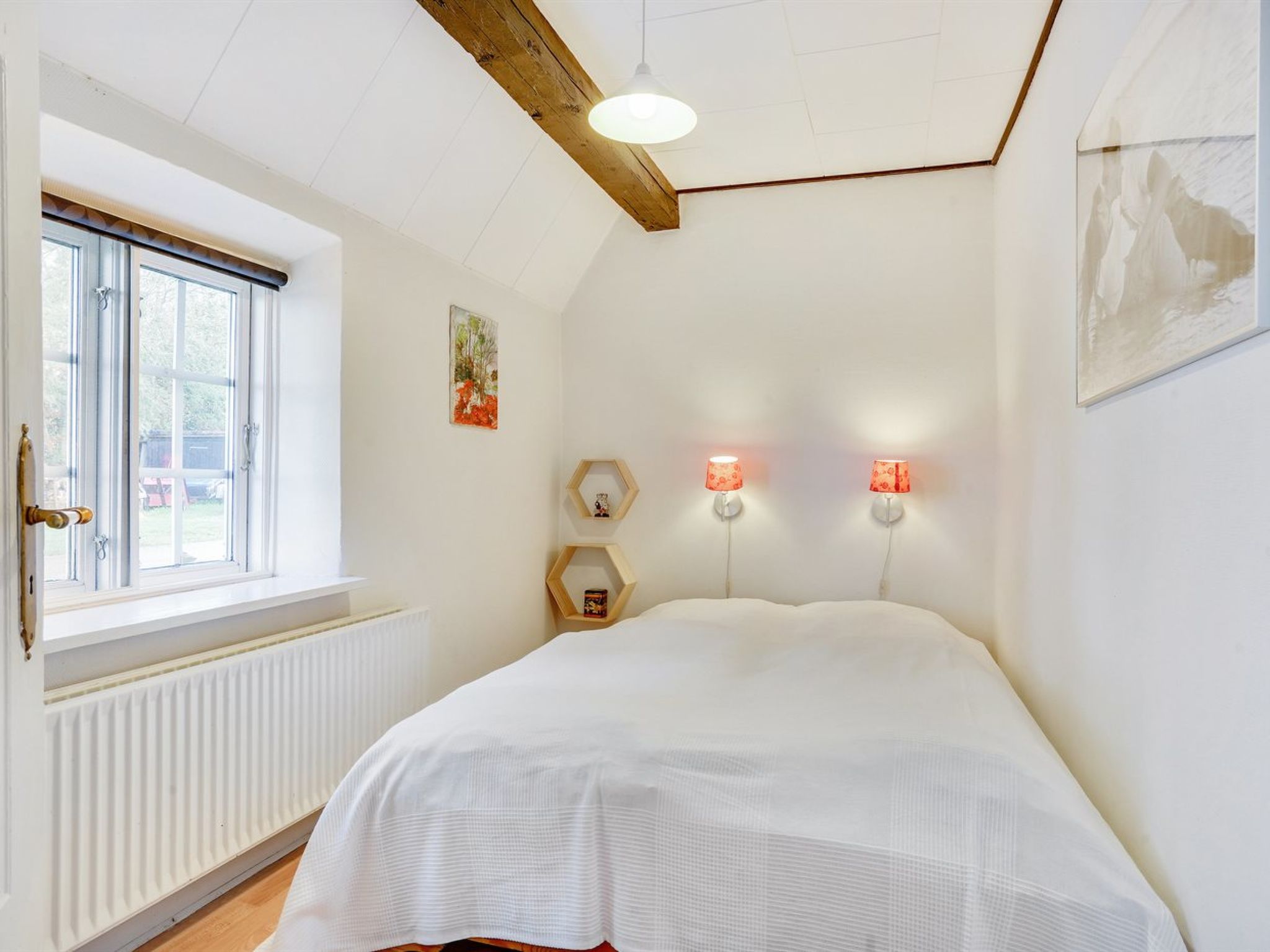 "Hedda" - 15km from the sea - Binnen