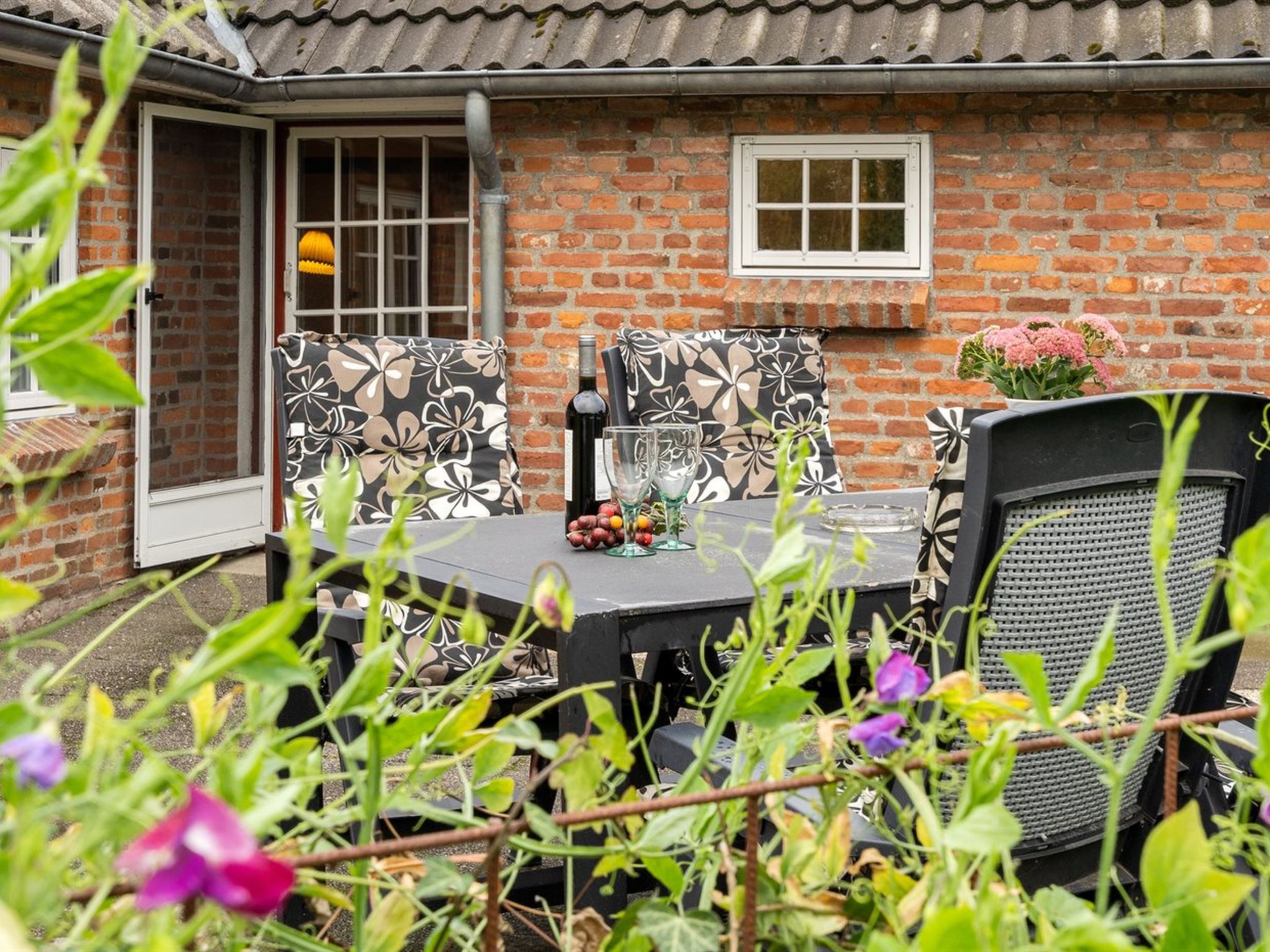 "Hedda" - 15km from the sea-Draußen