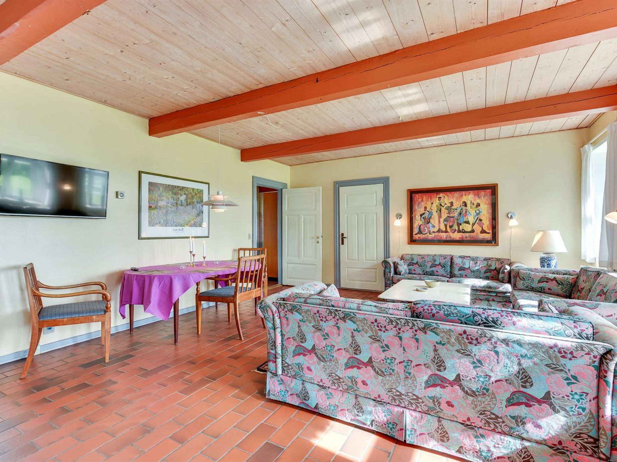 "Tilla" - 600m from the sea-Inside