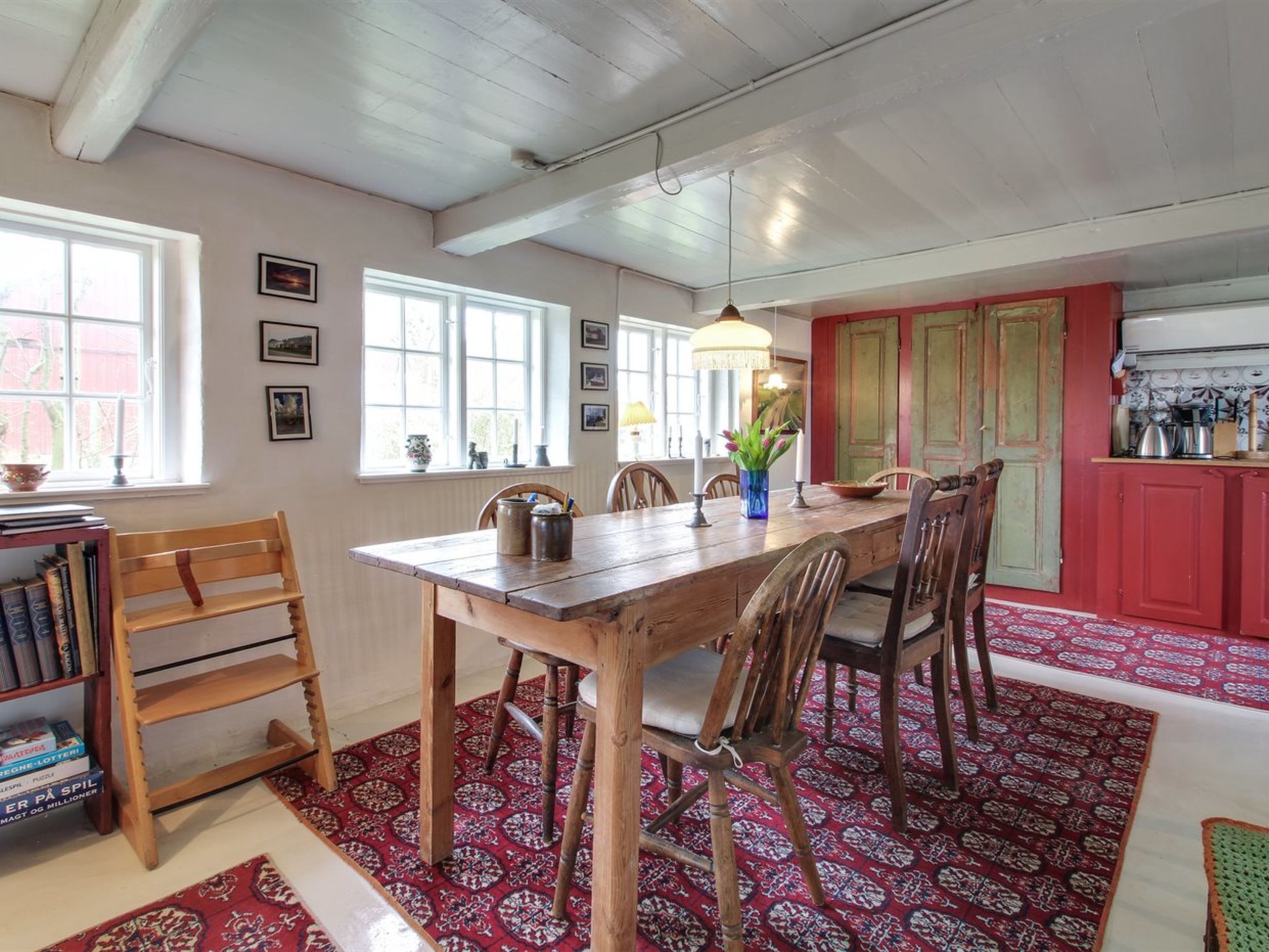 "Saarah" - 25km from the sea - Binnen