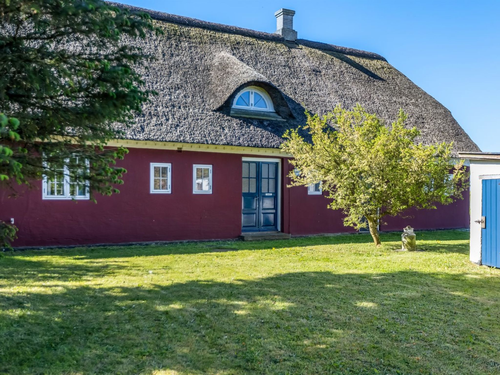 "Kielo" - 10km from the sea - Buiten