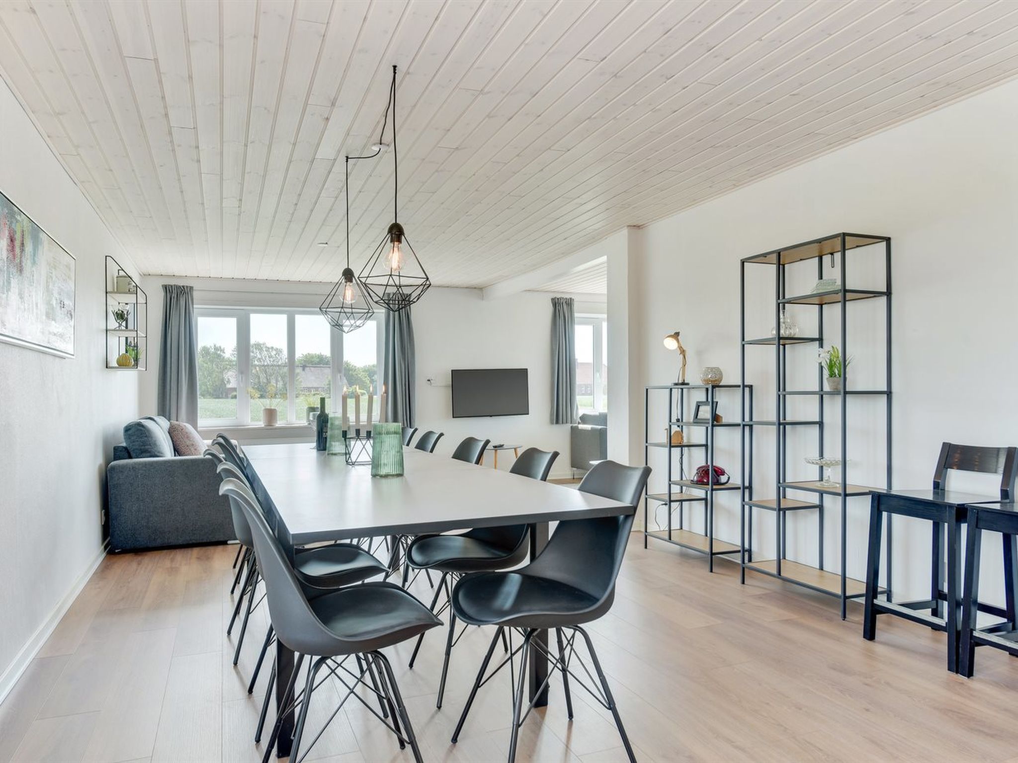 "Iina" - 13km from the sea - Binnen