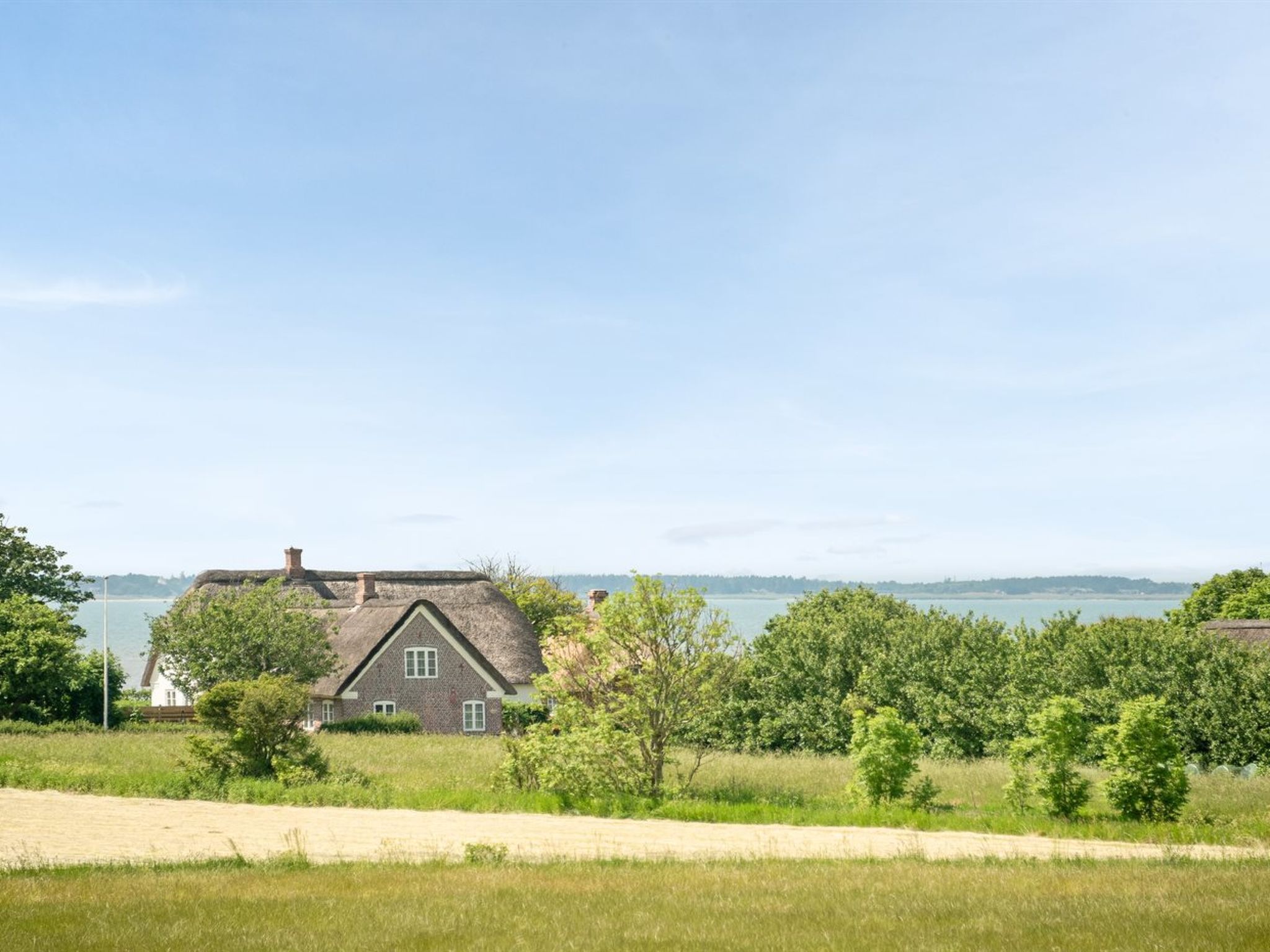 "Iina" - 13km from the sea