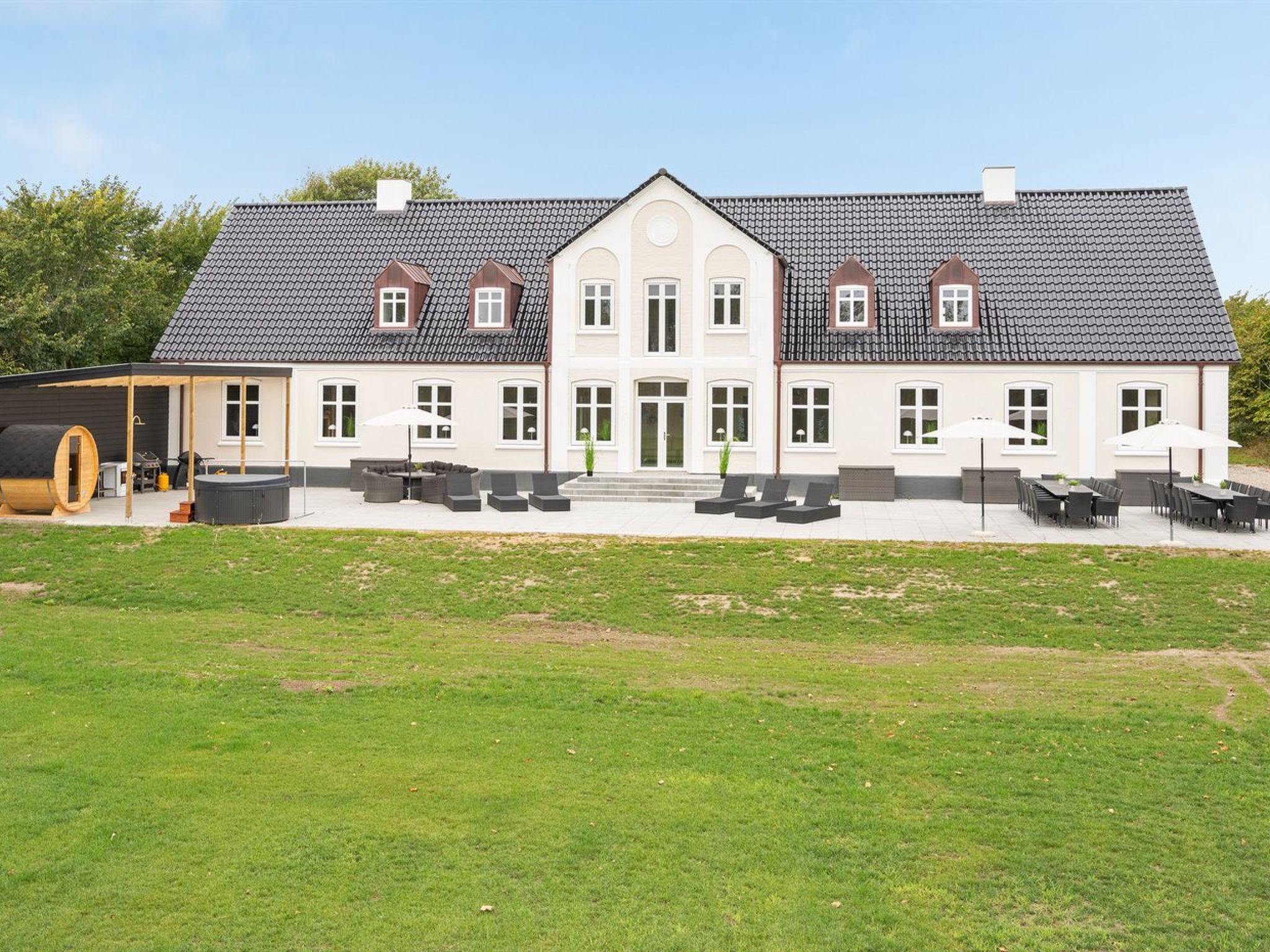 "Niki" - 15km from the sea - Draußen