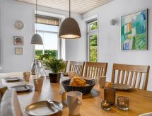 12-persoons vakantiehuis in Bredebro met zwembad en open haard - thumbnail 3