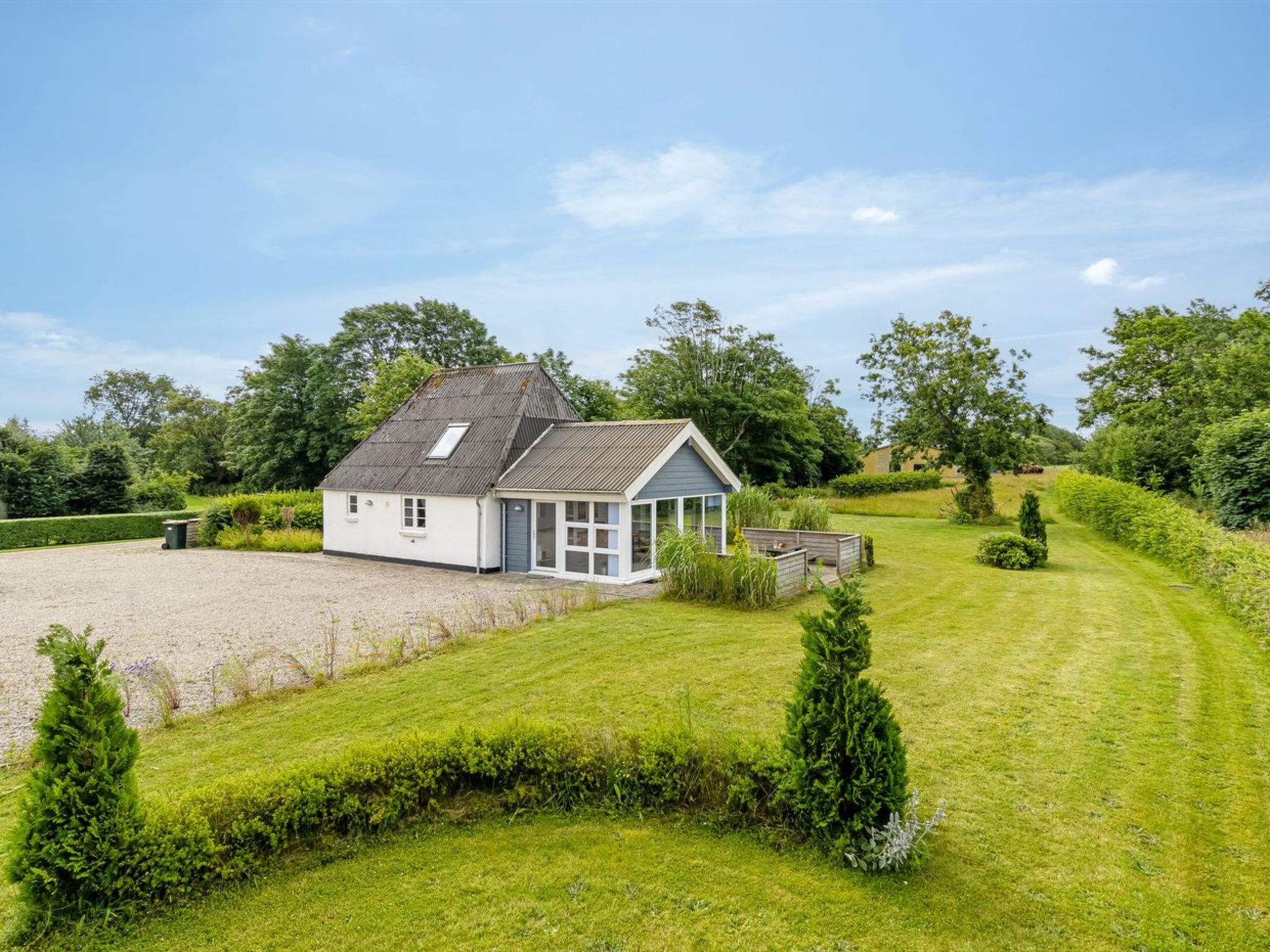 "Thrine" - 24km from the sea — House (5 of 26)