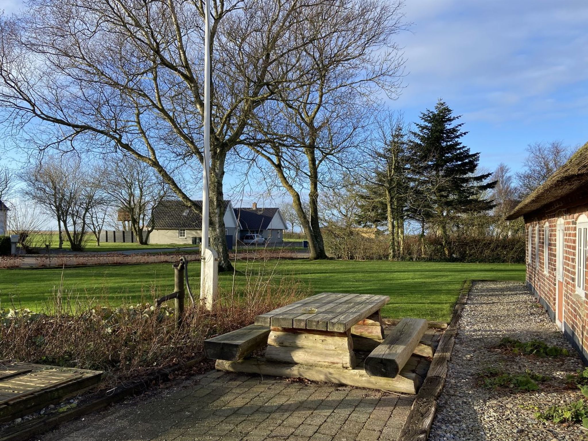 "Tuki" - 10km from the sea-Outside