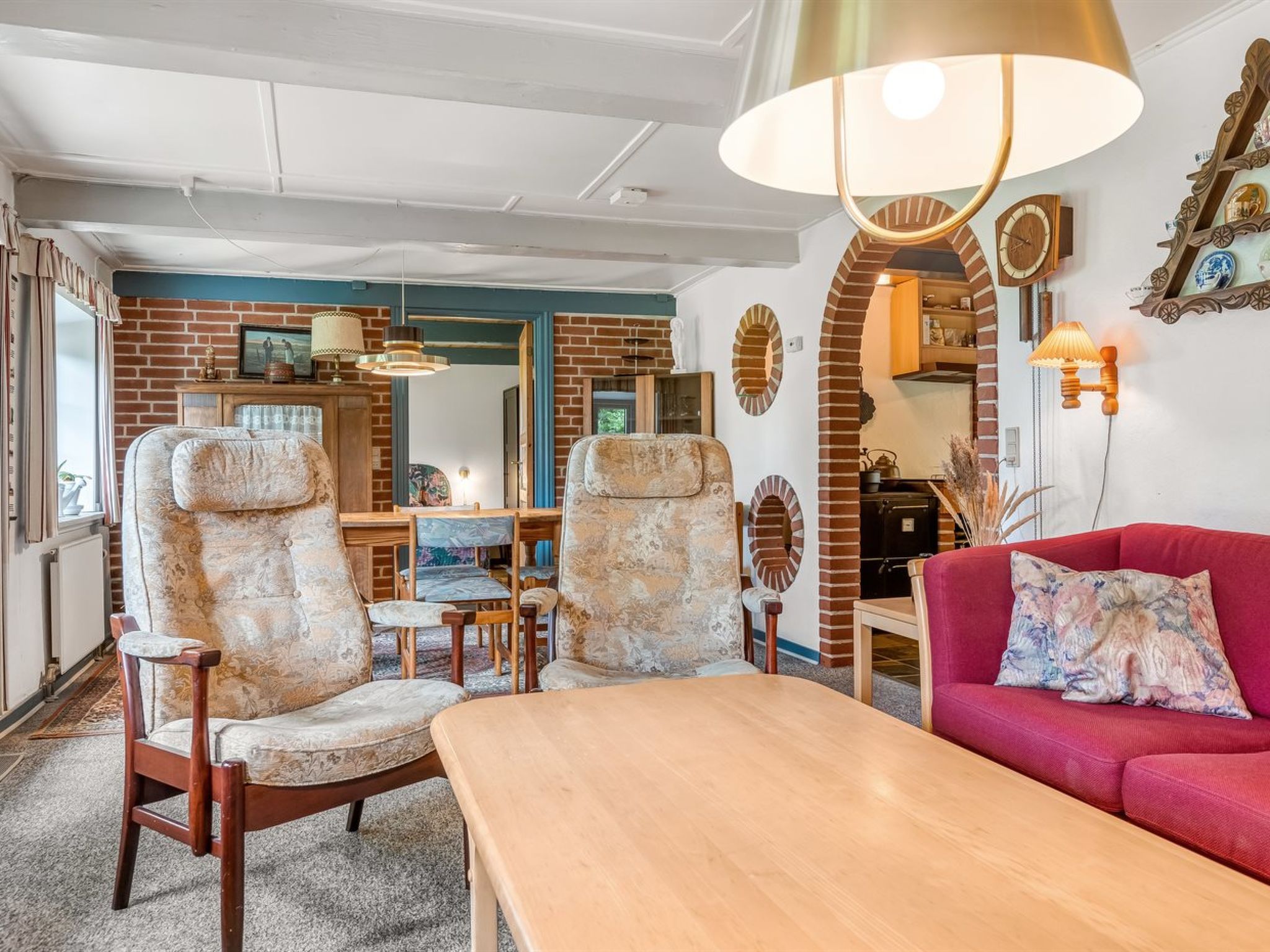 "Tuki" - 10km from the sea - Binnen