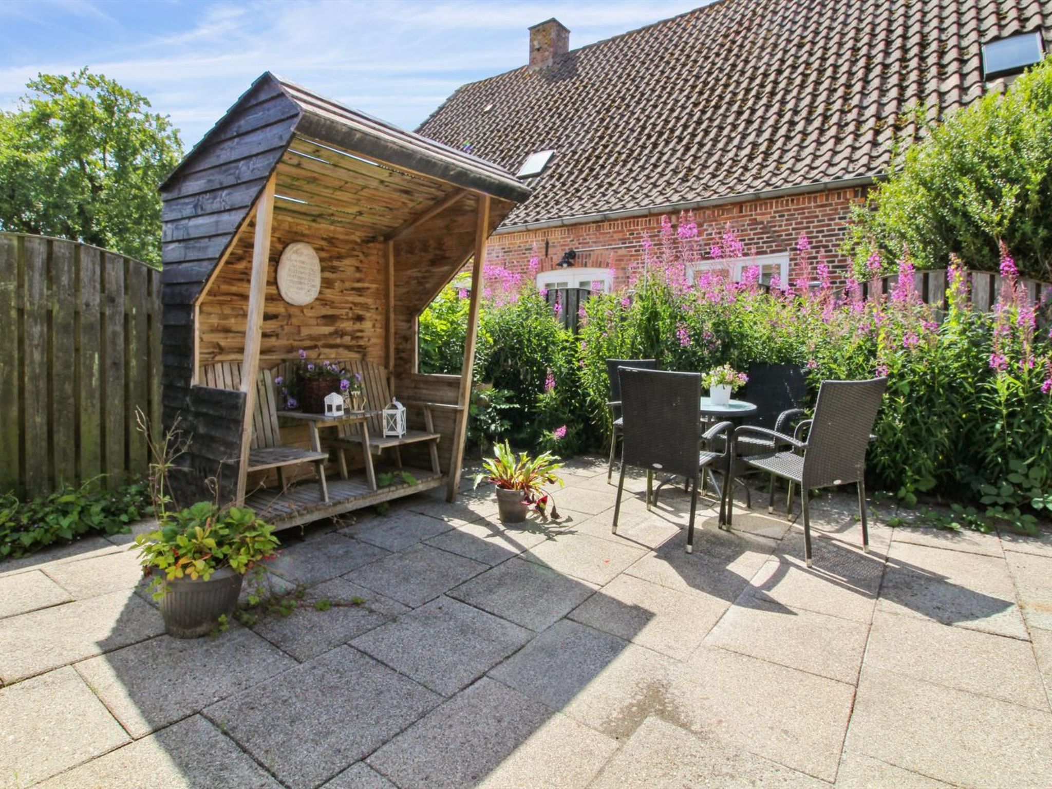 "Fenia" - 9.8km from the sea-Buiten
