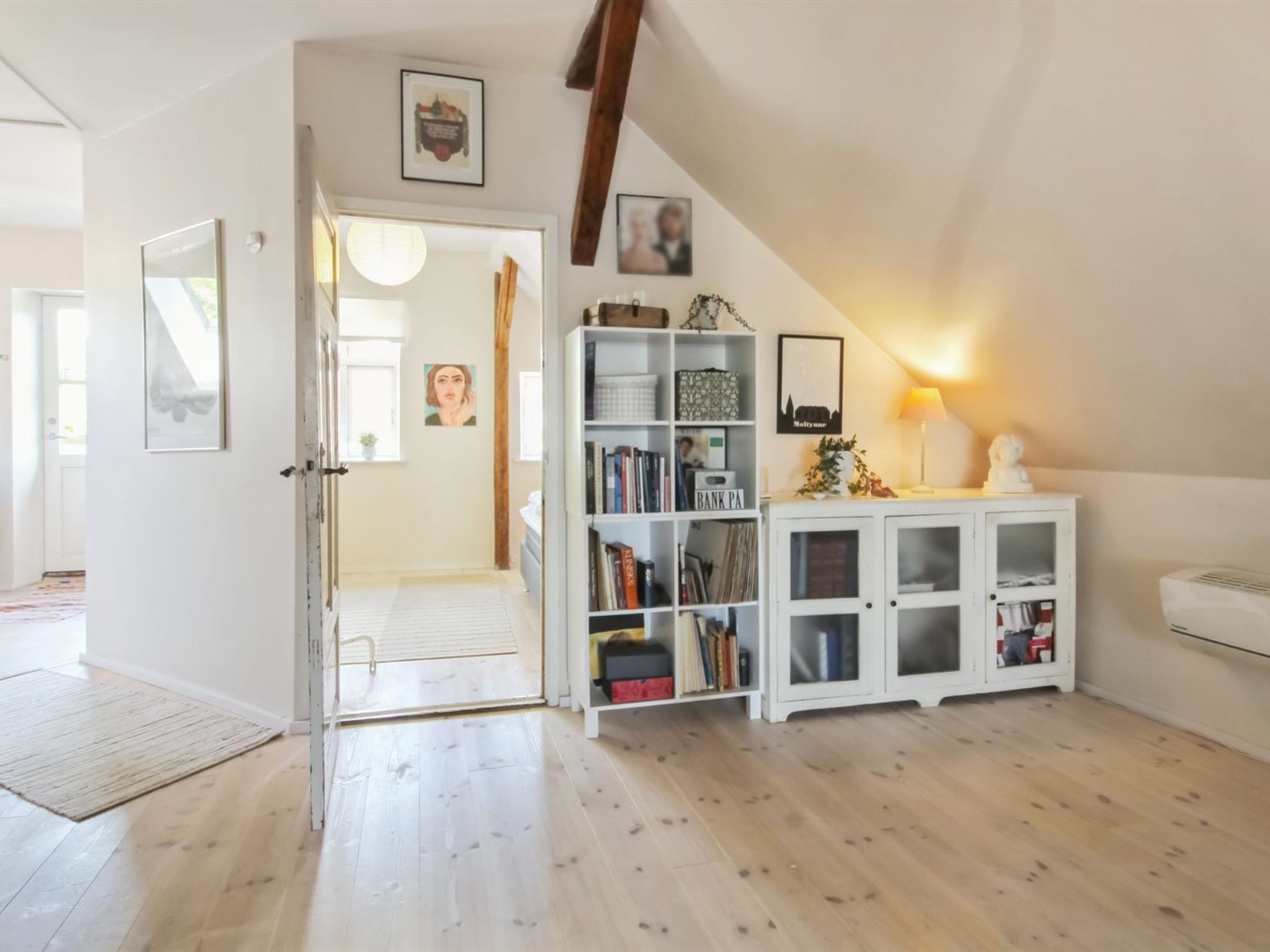 "Fenia" - 9.8km from the sea-Binnen