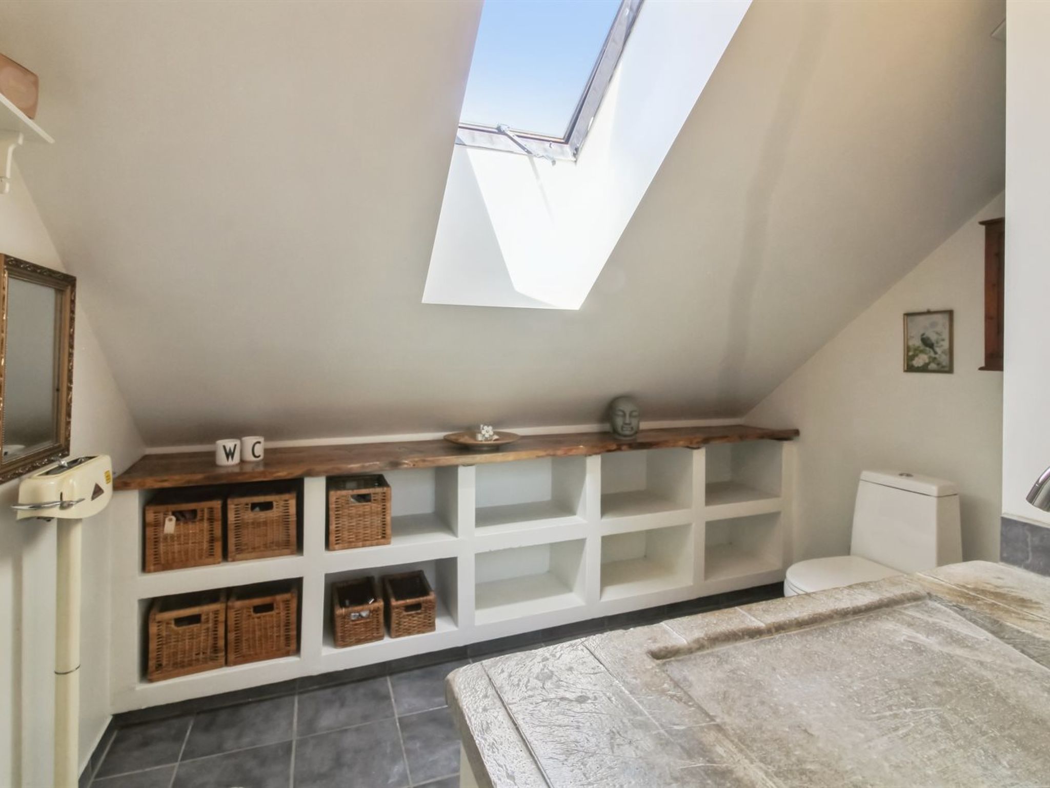 "Fenia" - 9.8km from the sea-Binnen