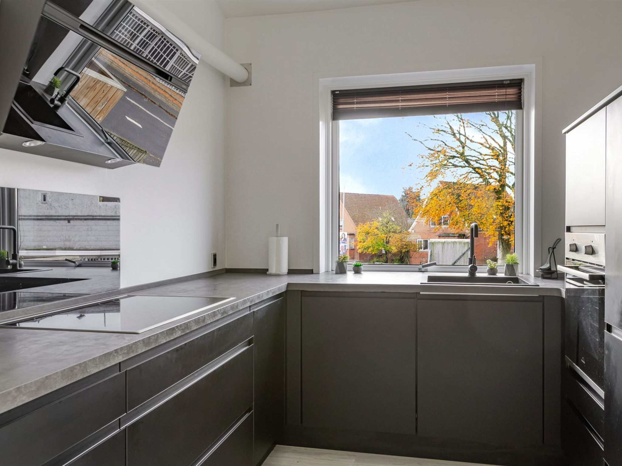 "Fader" - 31km from the sea-Dedans