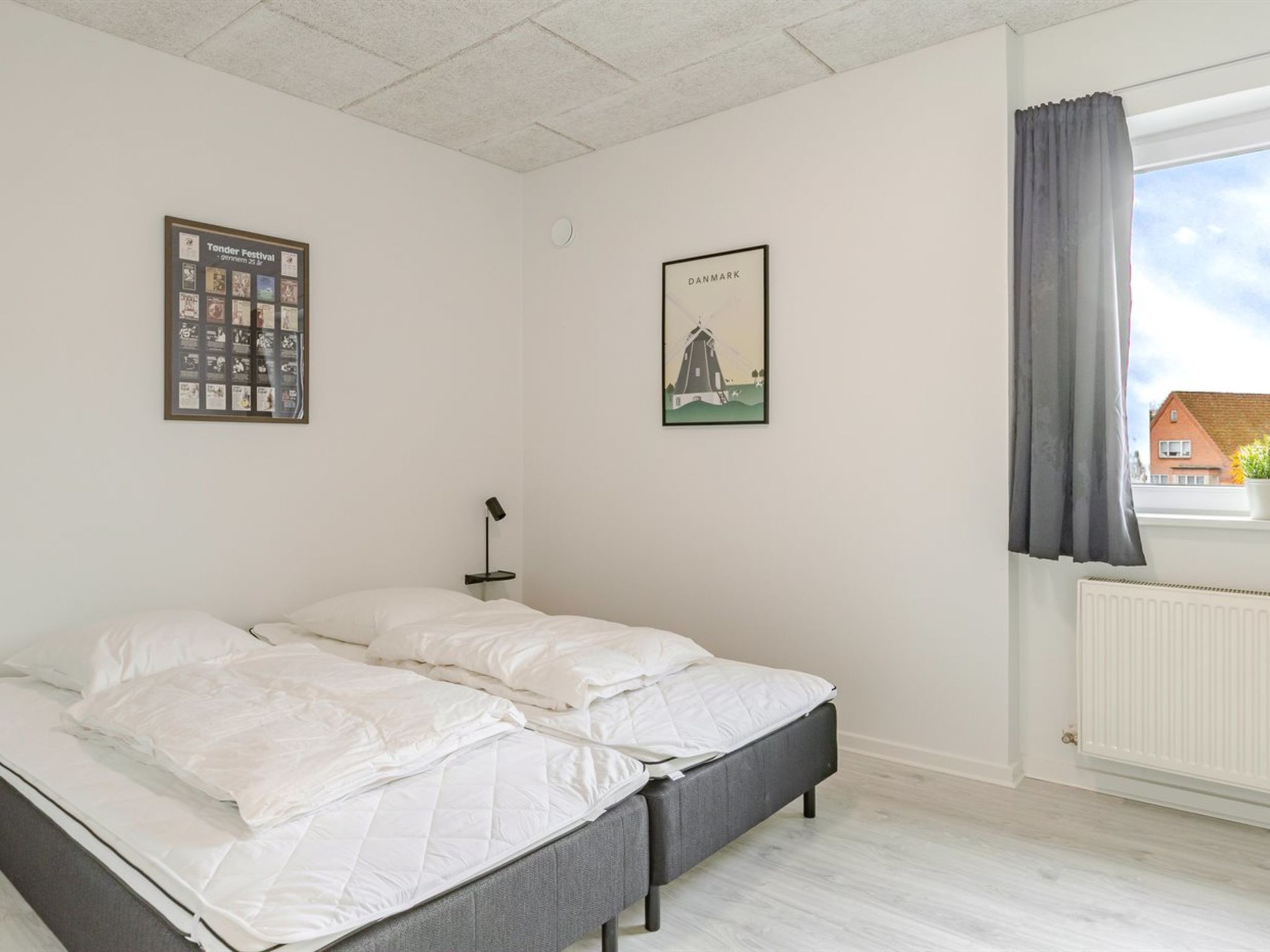 "Fader" - 31km from the sea-Dedans