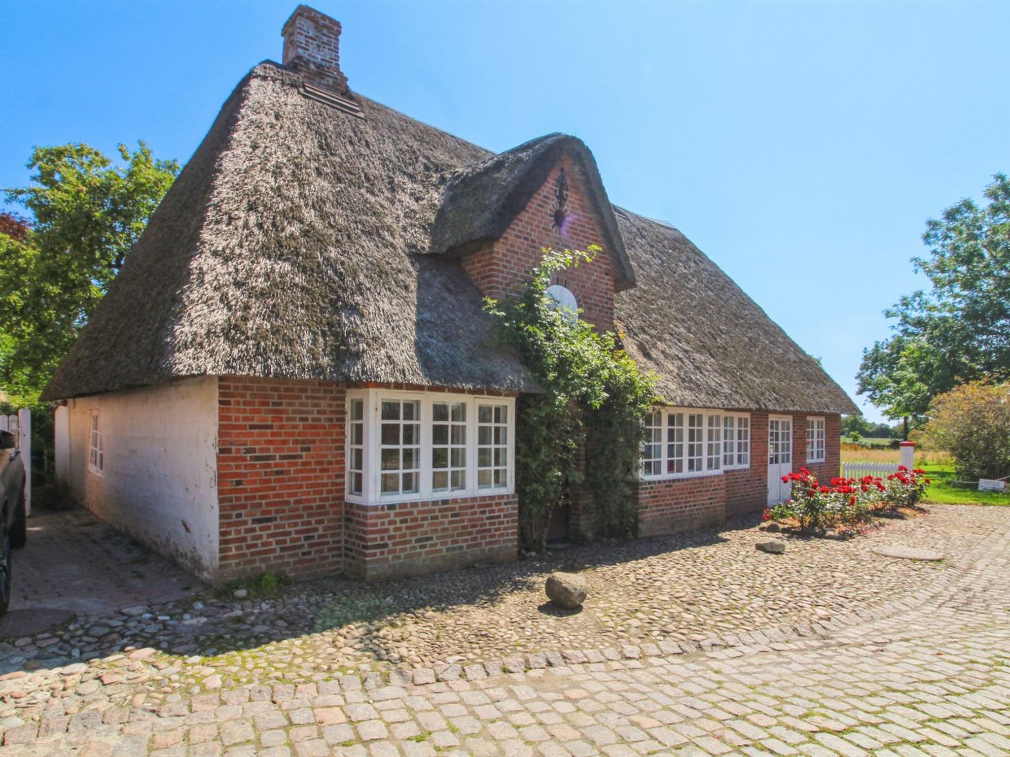 "Bedine" - 10km from the sea