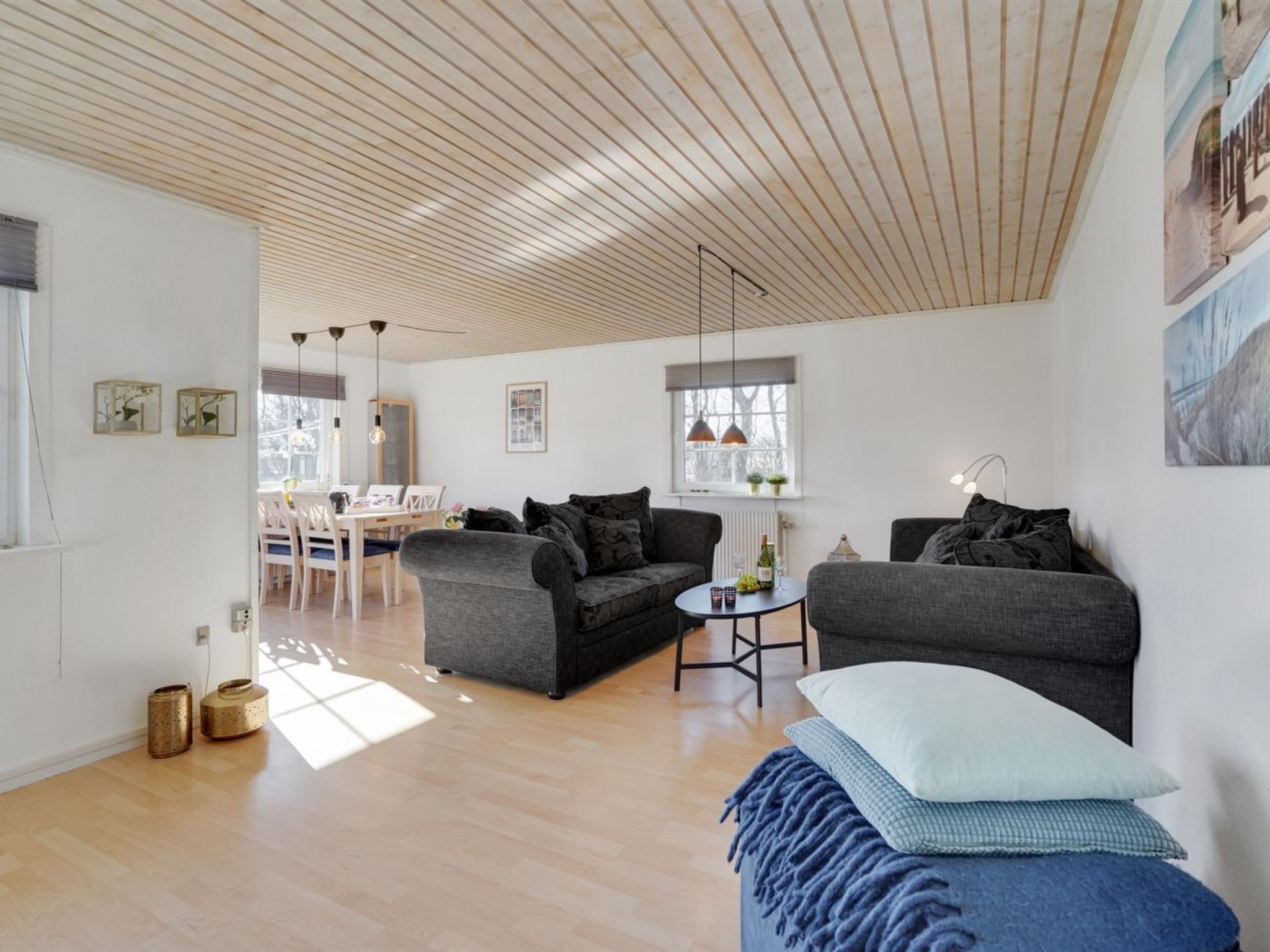 "Harrieth" - 16km from the sea - Binnen