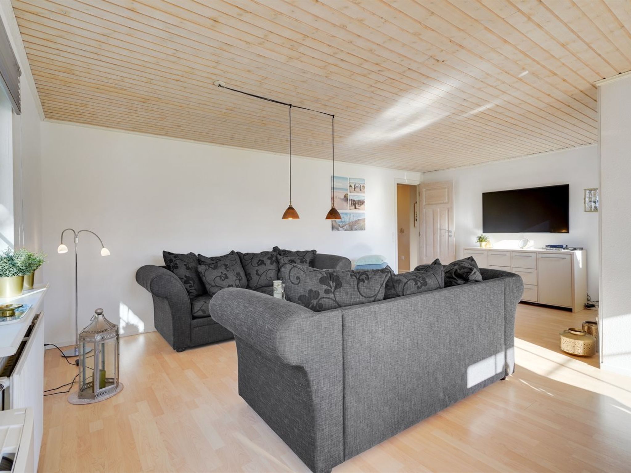 "Harrieth" - 16km from the sea - Binnen