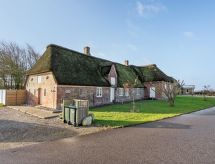 Authentiek vakantiehuis Anje met grote tuin, 16km van de Deense Waddenzee - thumbnail 3