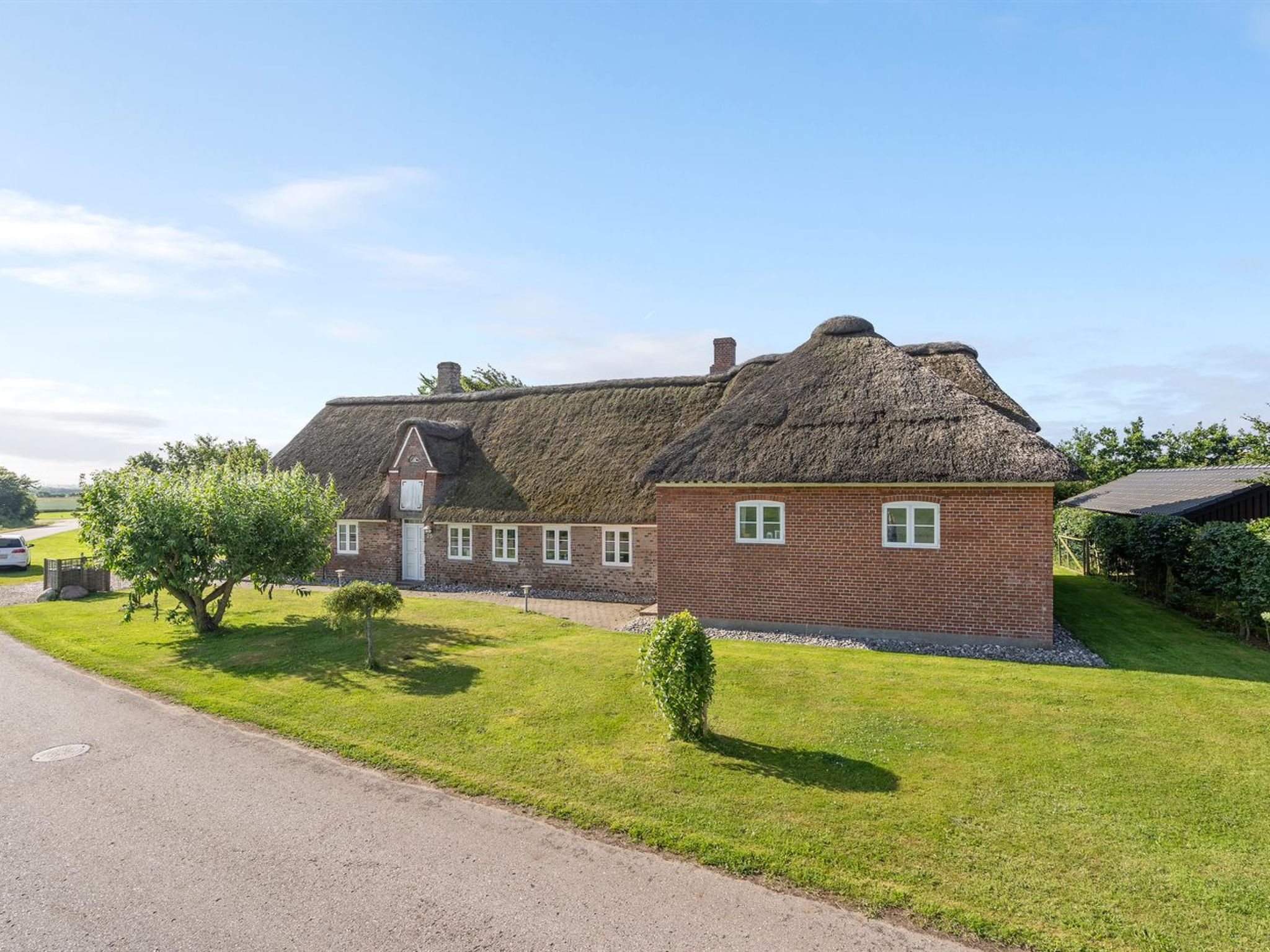 "Anje" - 16km from the sea - Buiten