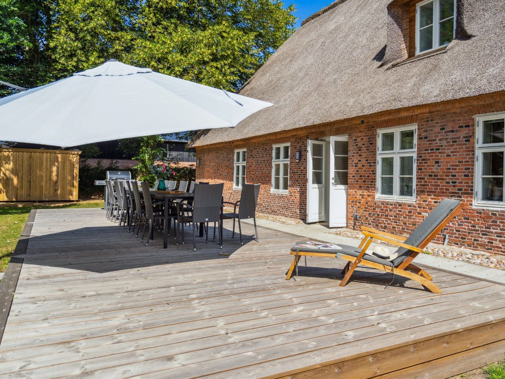 "Thordis" — Terrace (5 of 24)