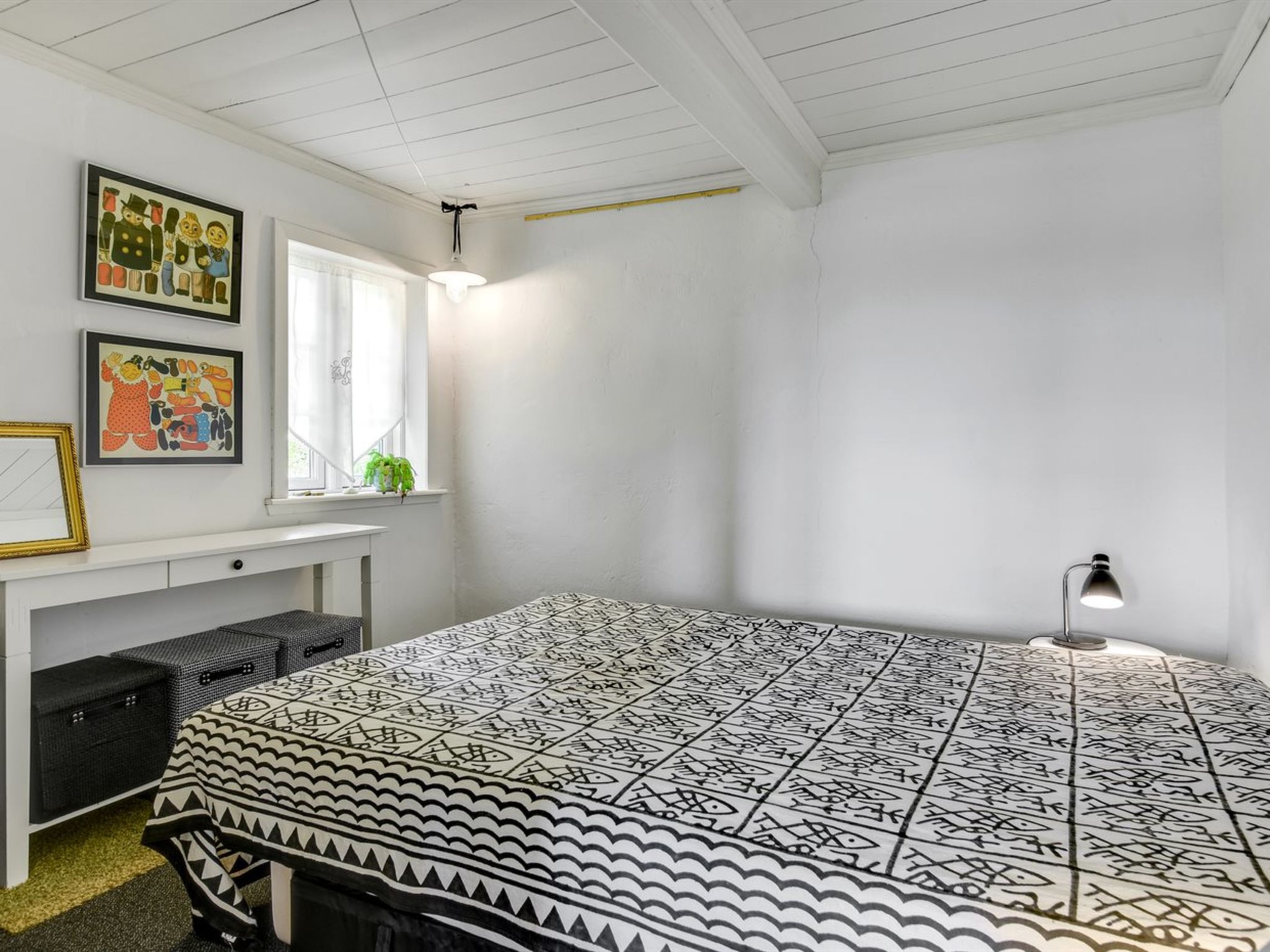 "Thorarin" - 25km from the sea - Binnen