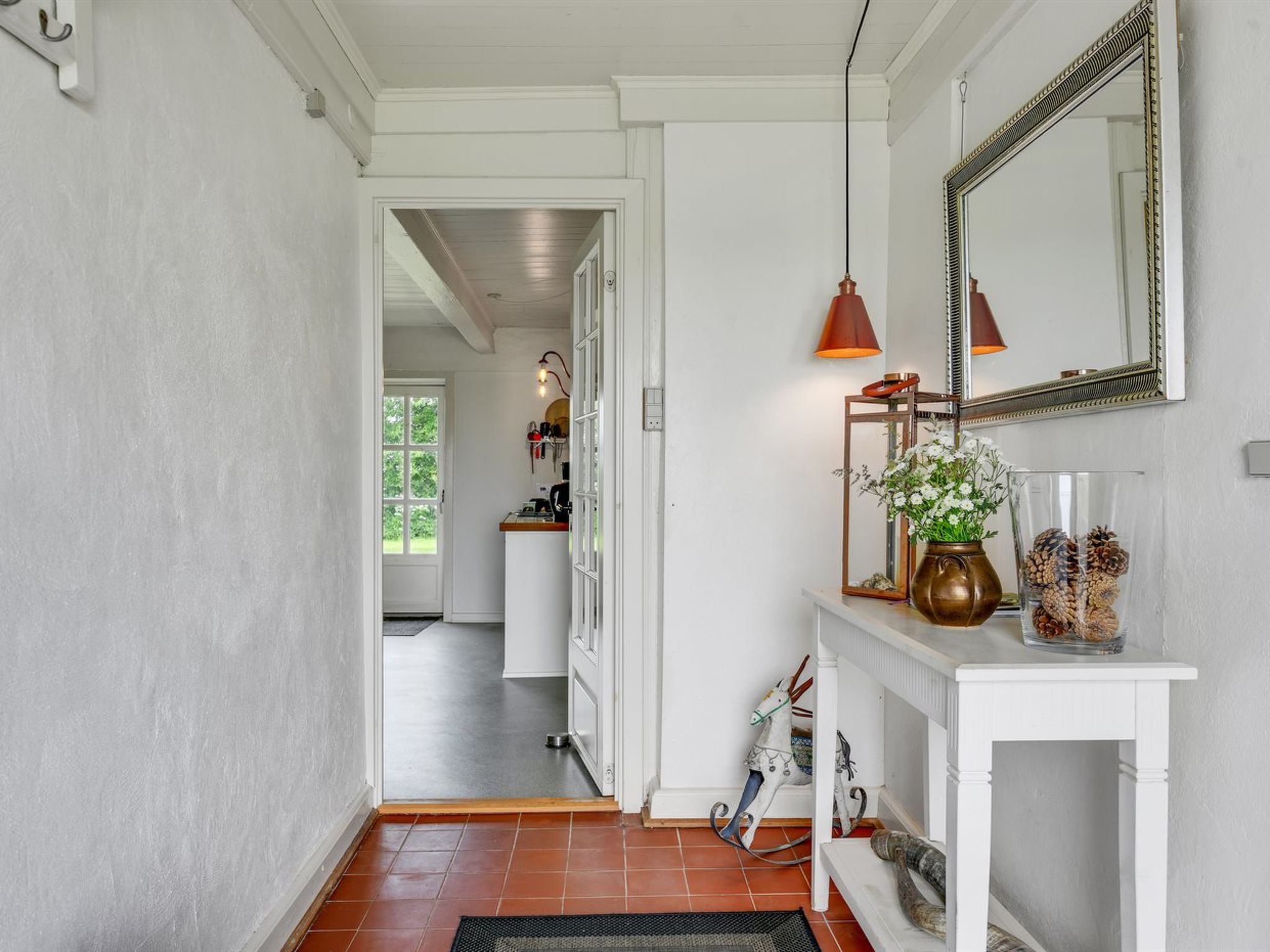 "Thorarin" - 25km from the sea - Binnen