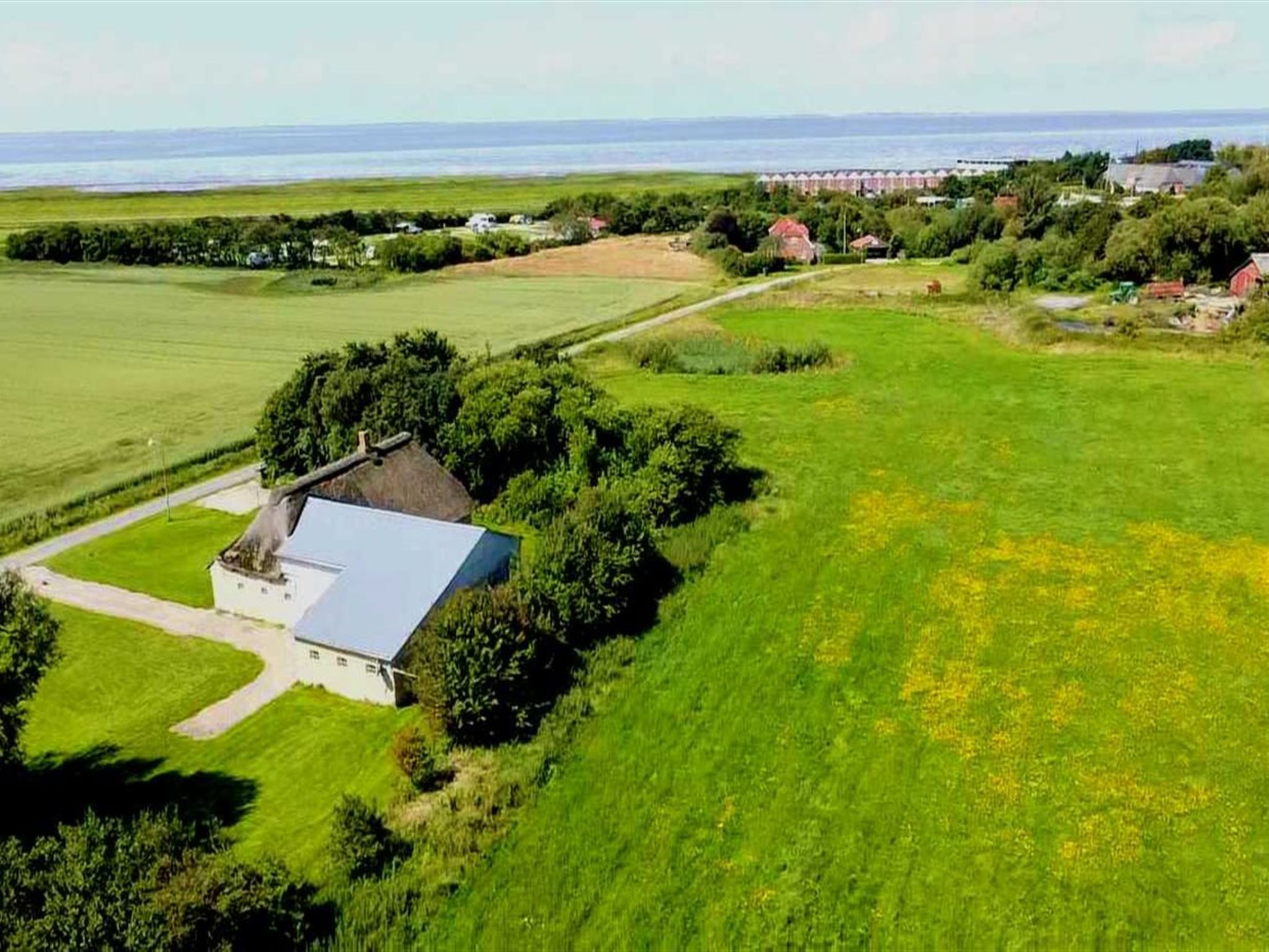 "Thorarin" - 25km from the sea