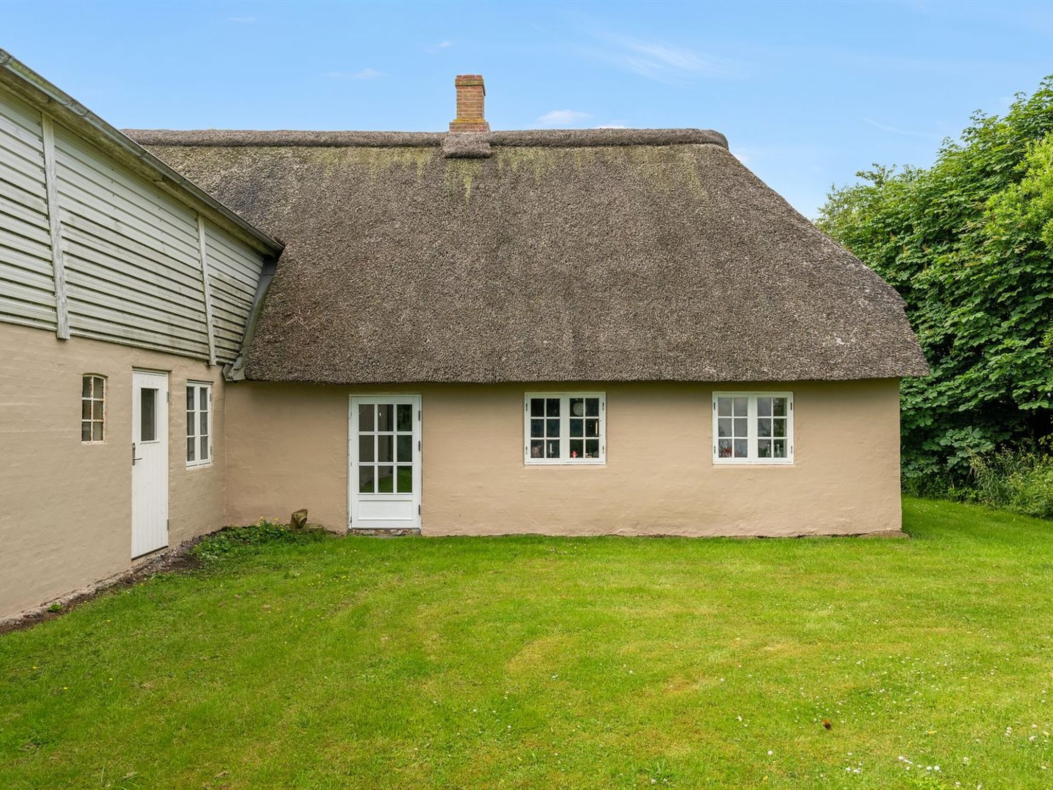 "Thorarin" - 25km from the sea-Buiten